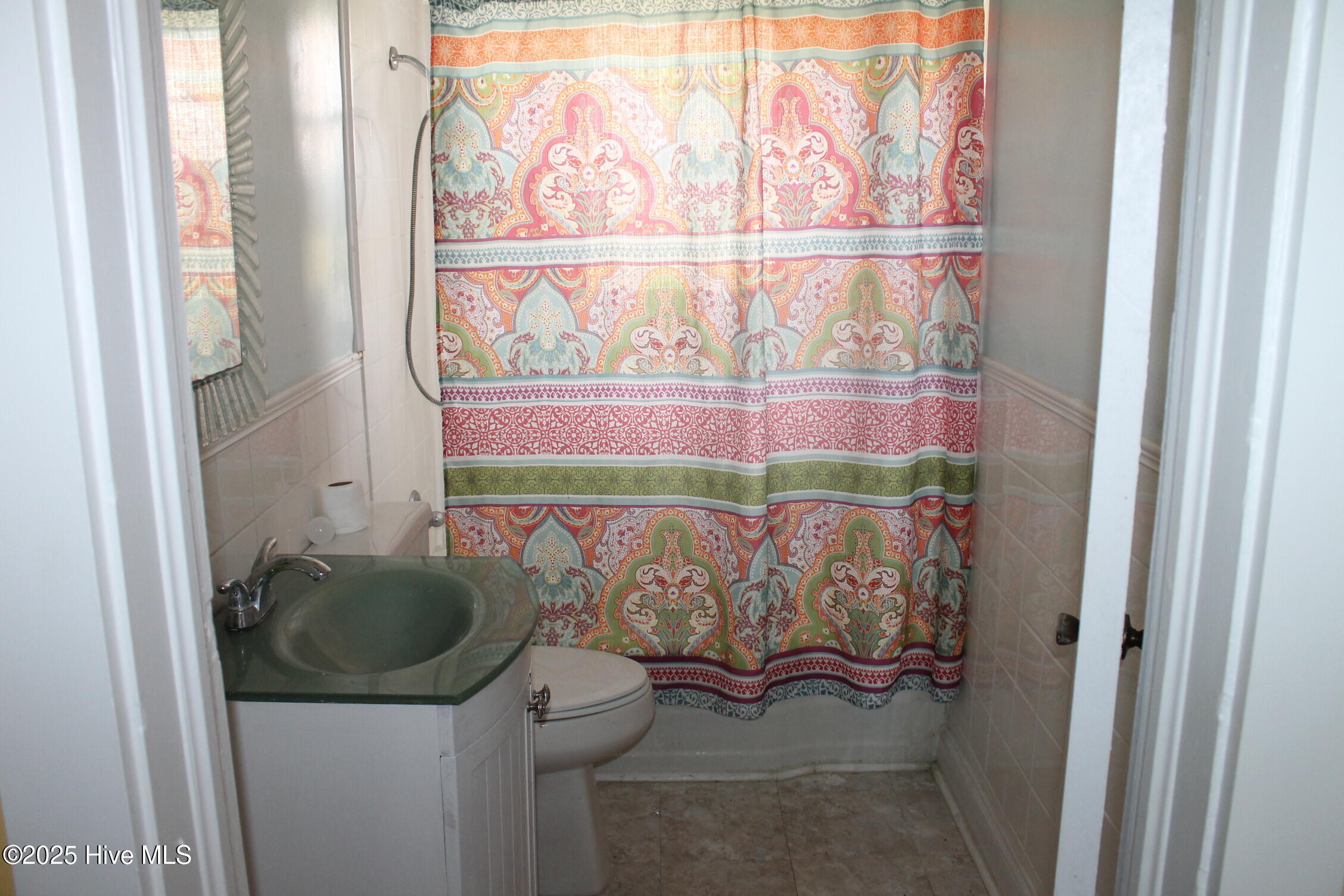 100535341 | Photo 30