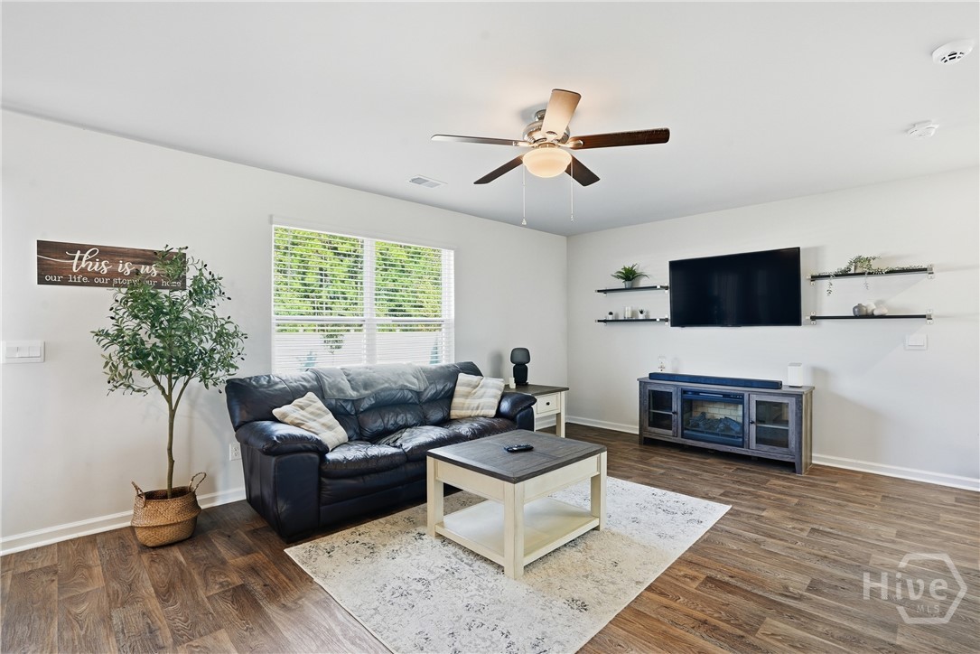 27 Spicebush Circle