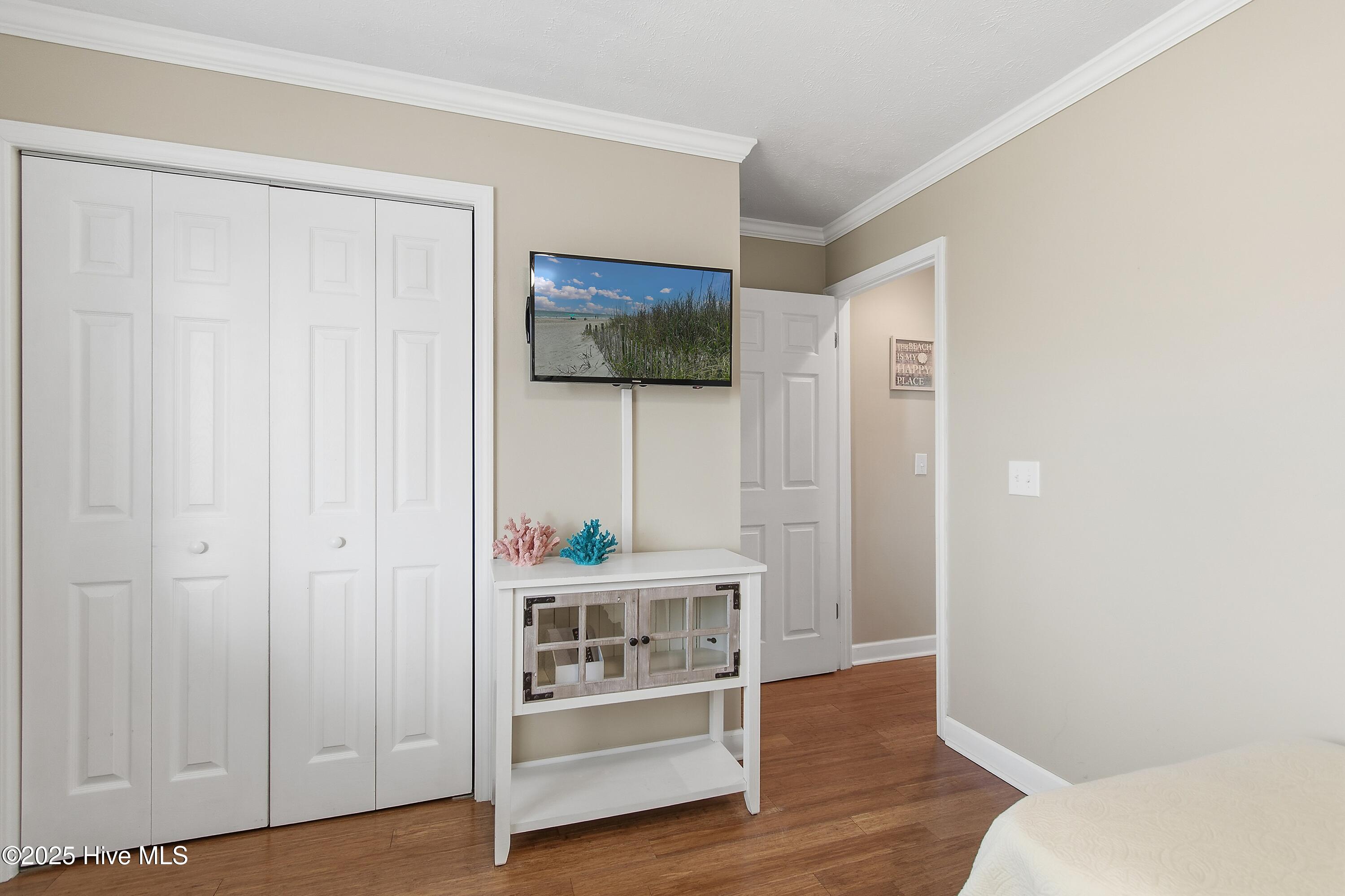 100544302 | Photo 30