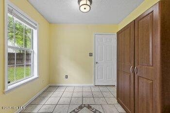 100546075 | Photo 11