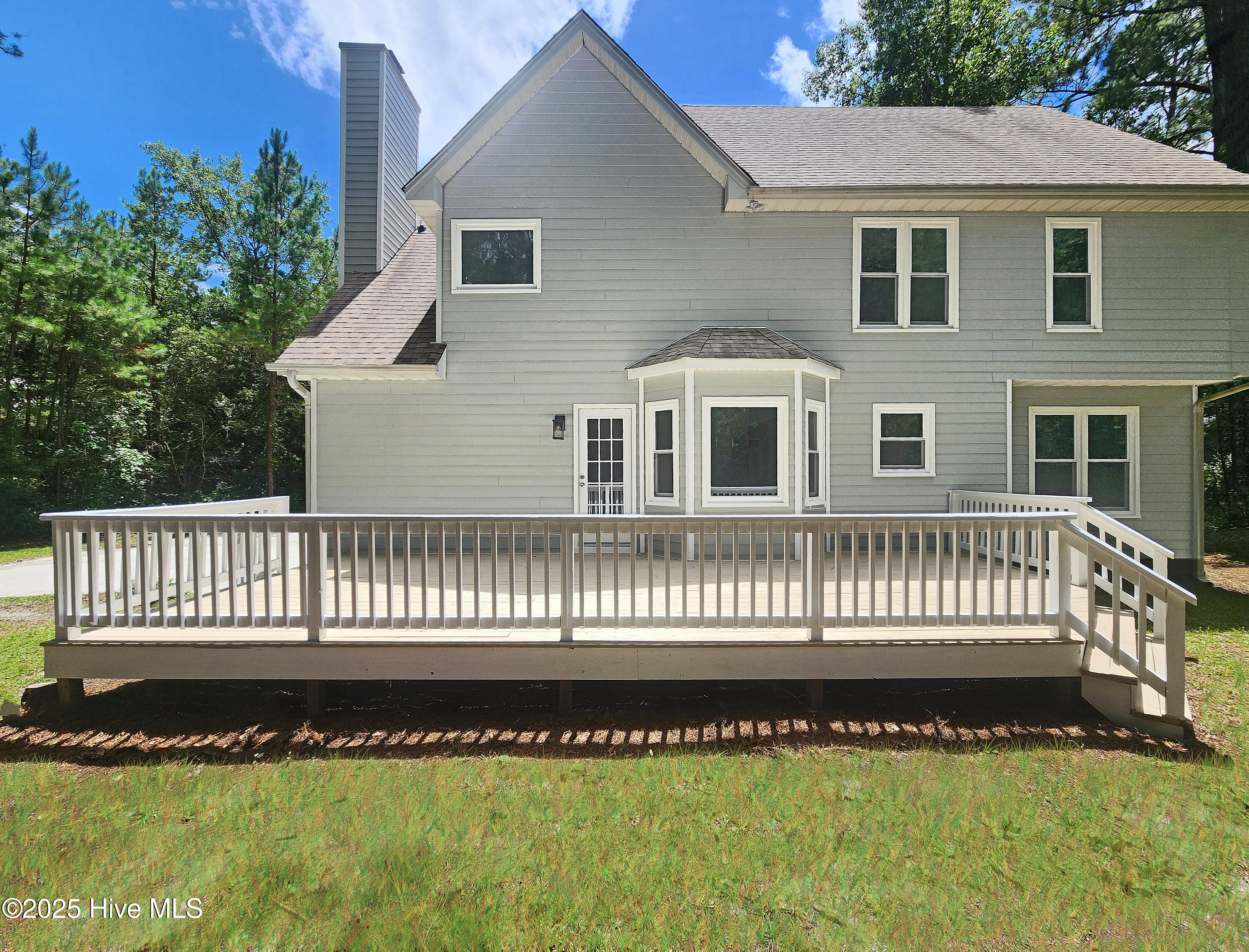 100517489 | Photo 47