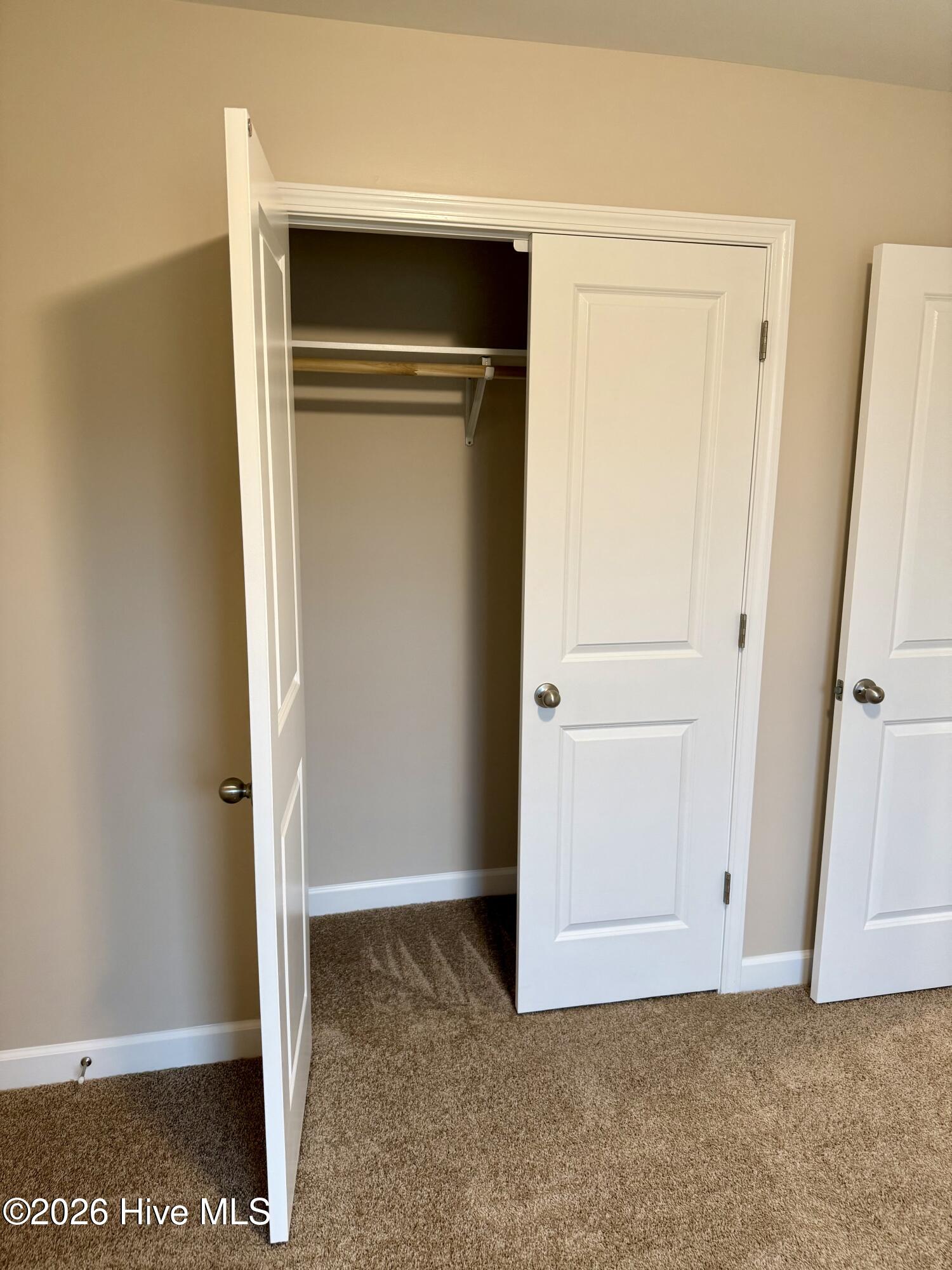 100548779 | Photo 29