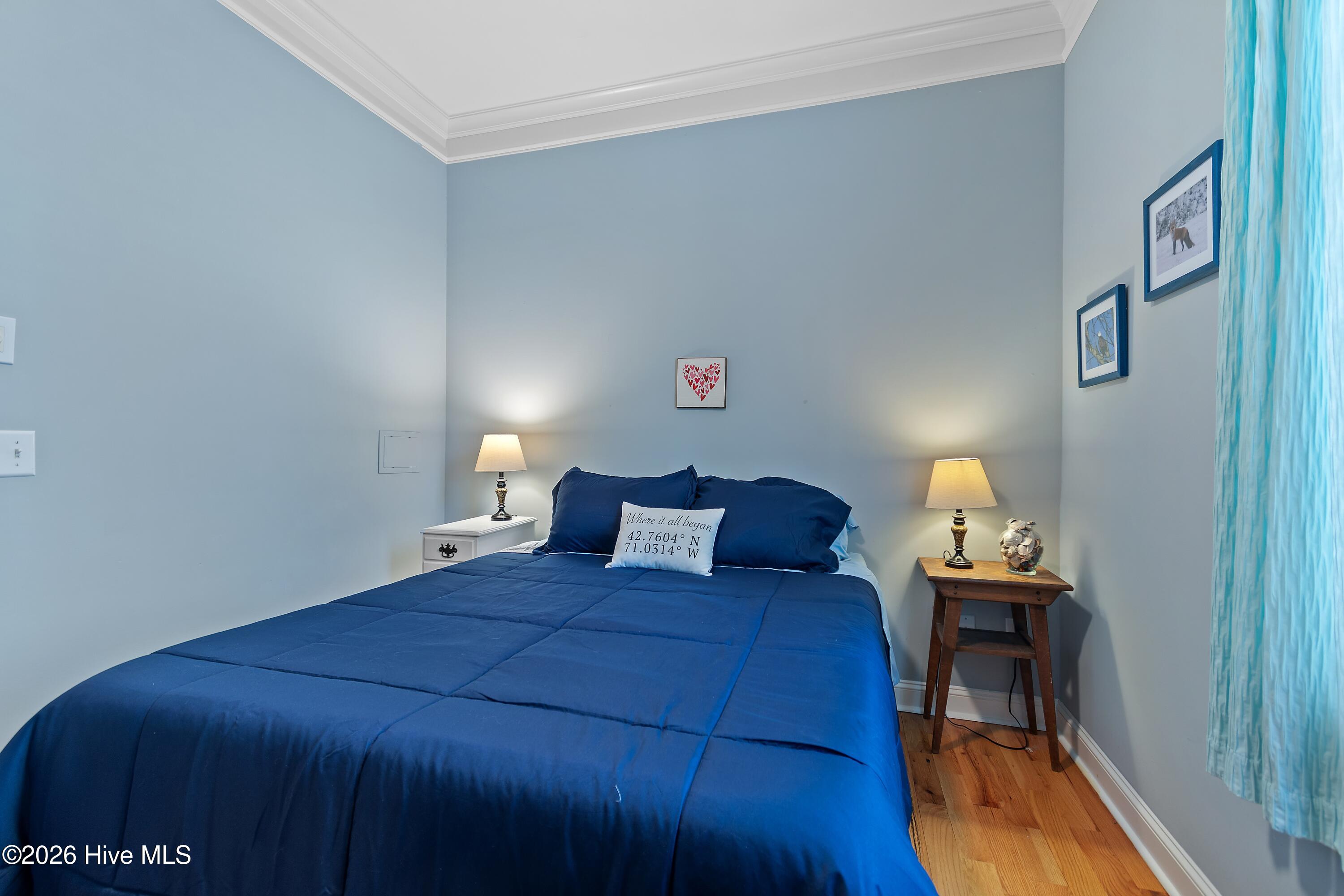 100561490 | Photo 33