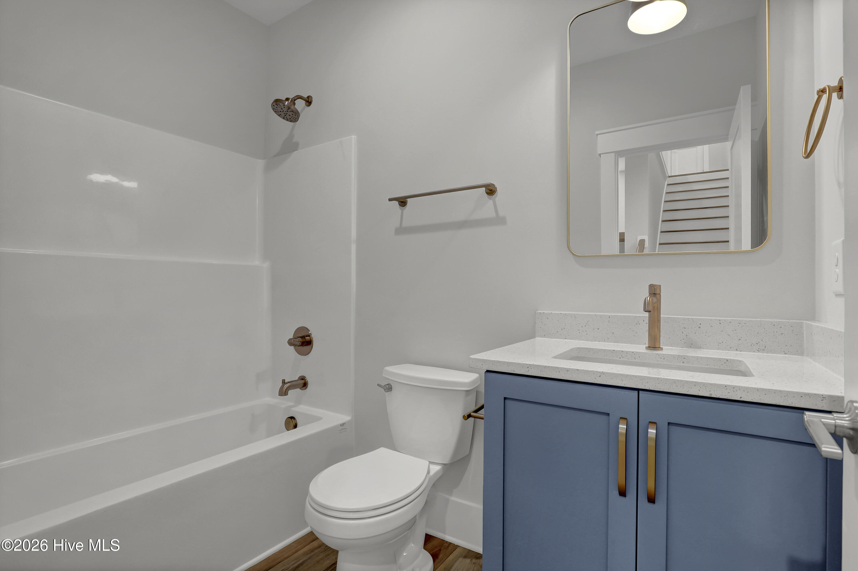 100534005 | Photo 19