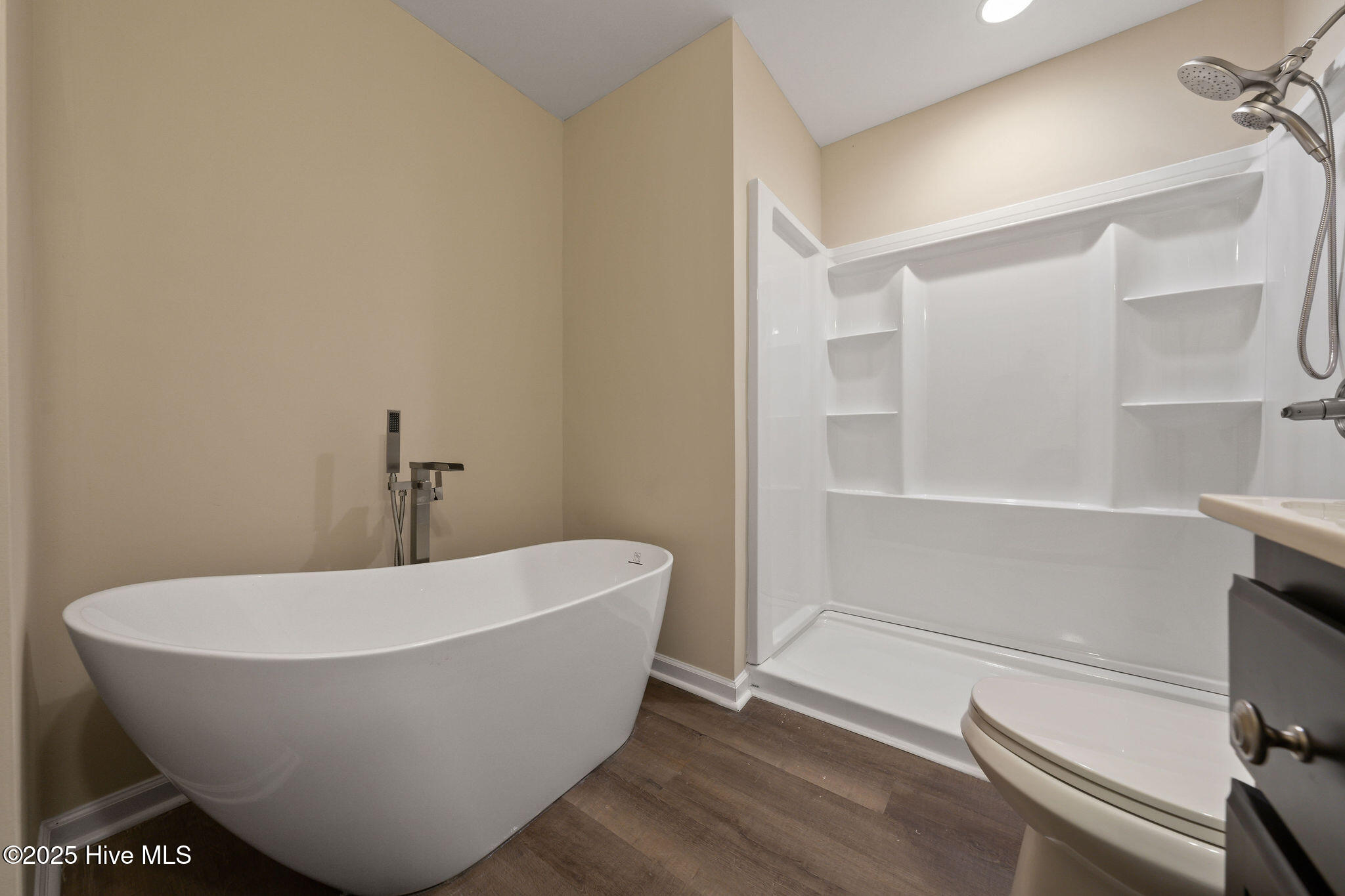 100513961 | Photo 36