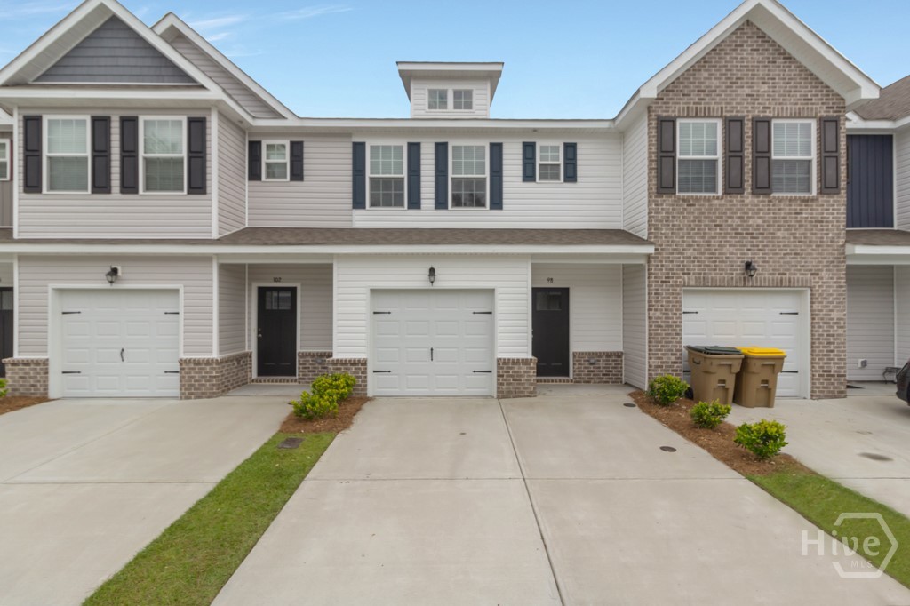 Property at 98 Horizon Lane