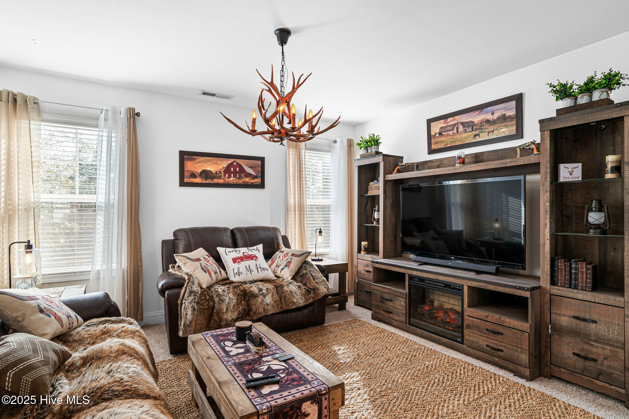 100546826 | Photo 13