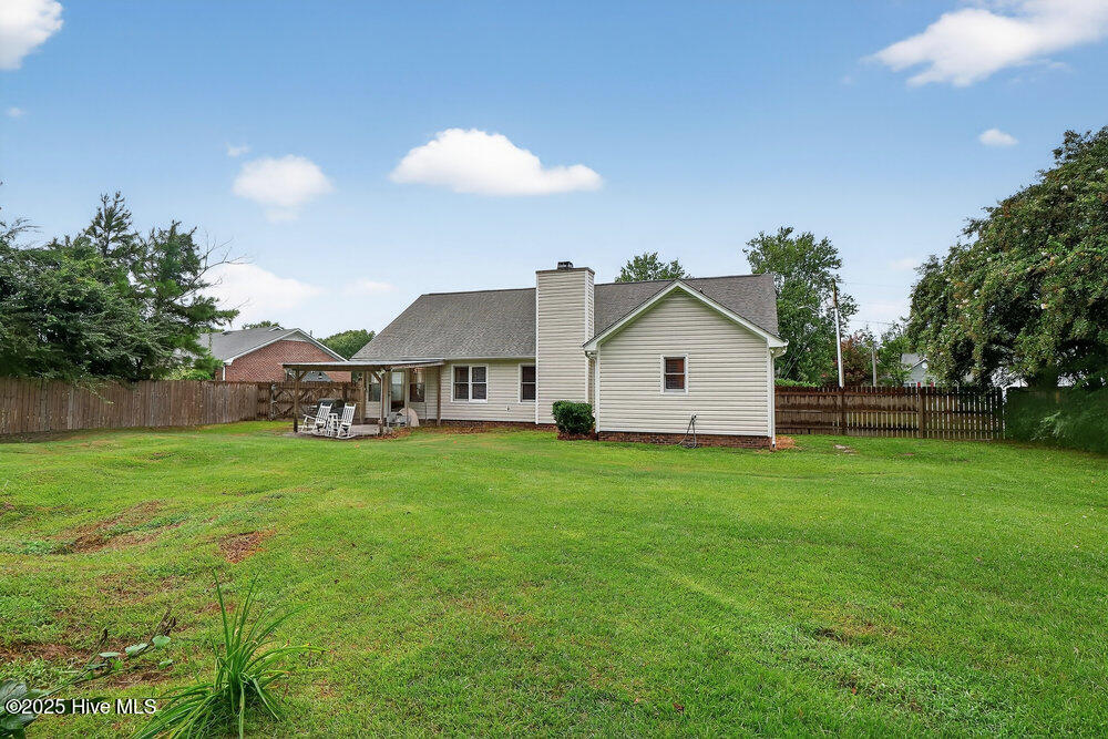 100527108 | Photo 26