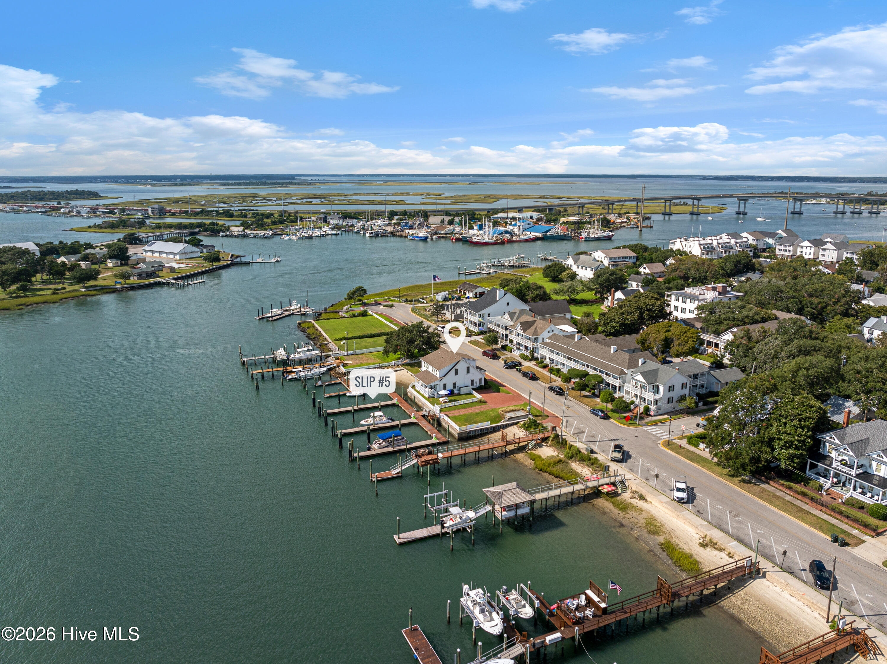 122 Front Street & Slip #5,Beaufort