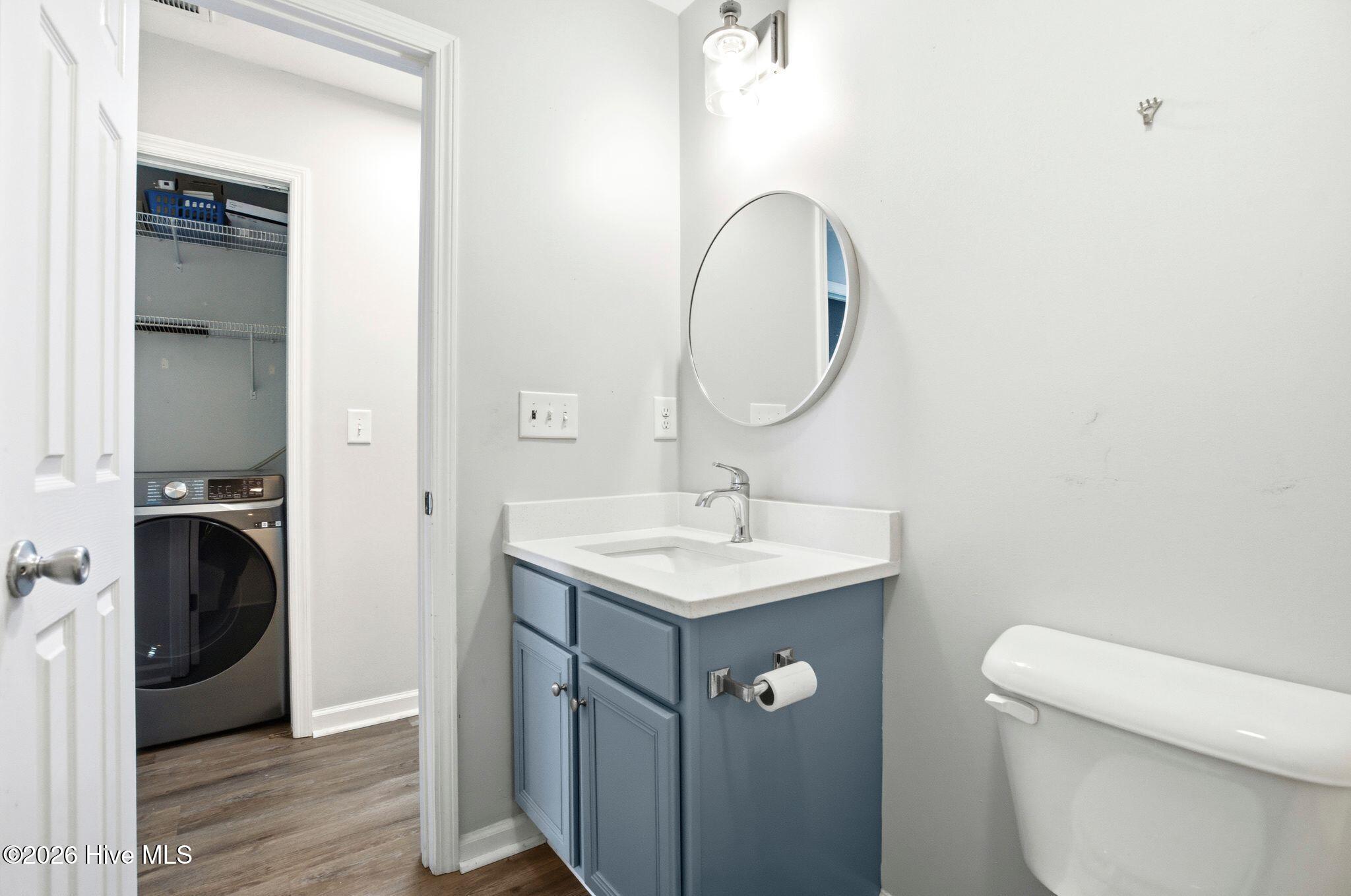 100567407 | Photo 22