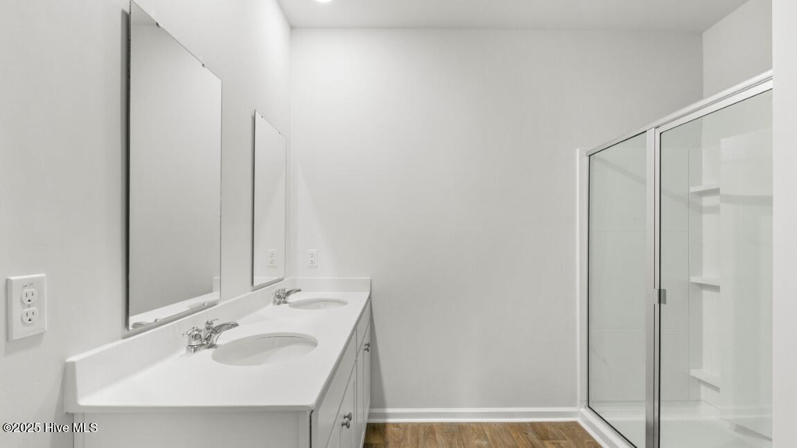 100557625 | Photo 18