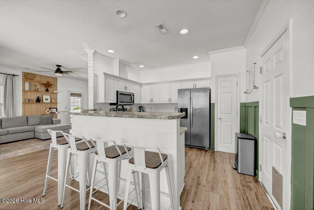 100568146 | Photo 11