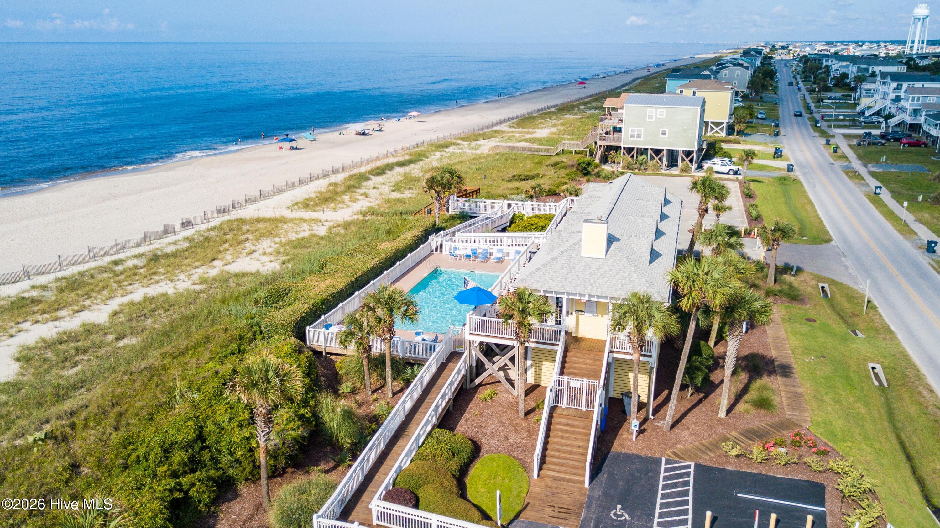 100566975 | Photo 54