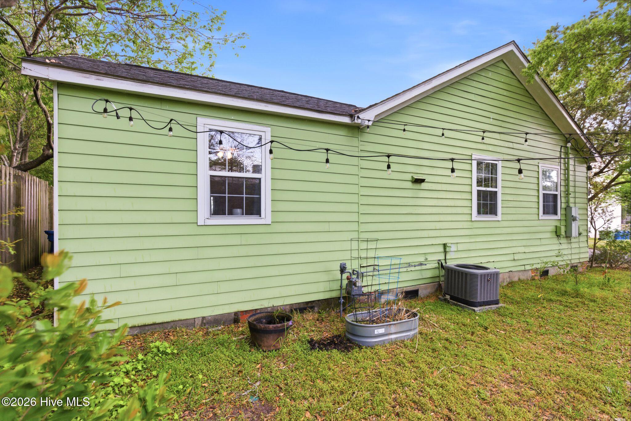 100564612 | Photo 32