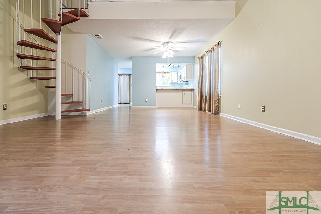 Living into Dining and Kitchen