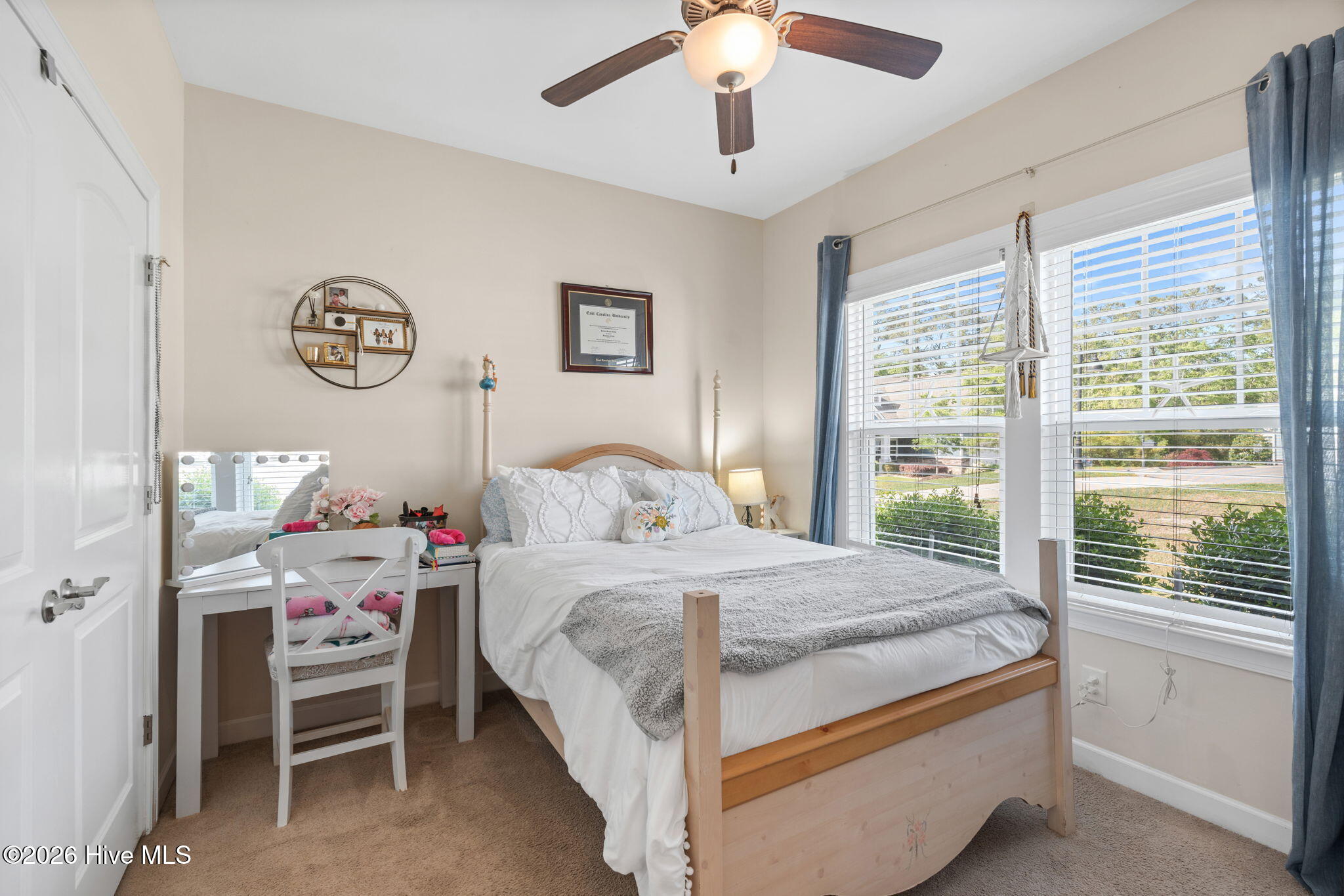 100567618 | Photo 30