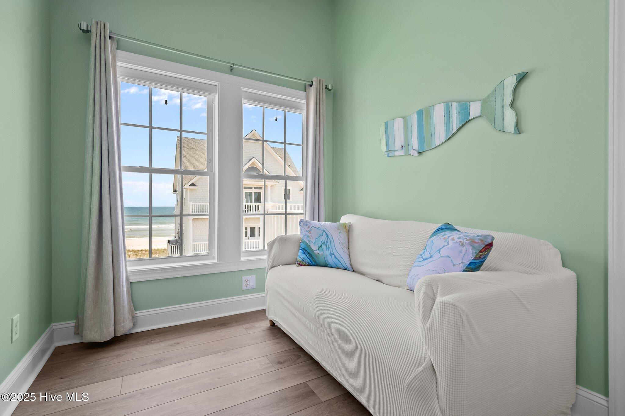 100514915 | Photo 29