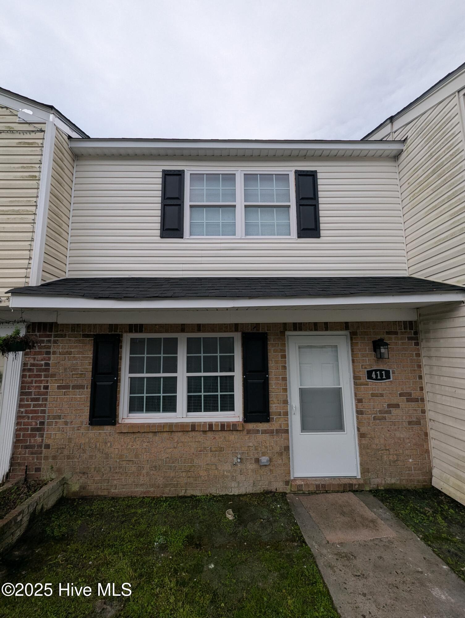 411 Myrtlewood Circle, Jacksonville, NC 28546 – photo 2: 1000019882 (1)