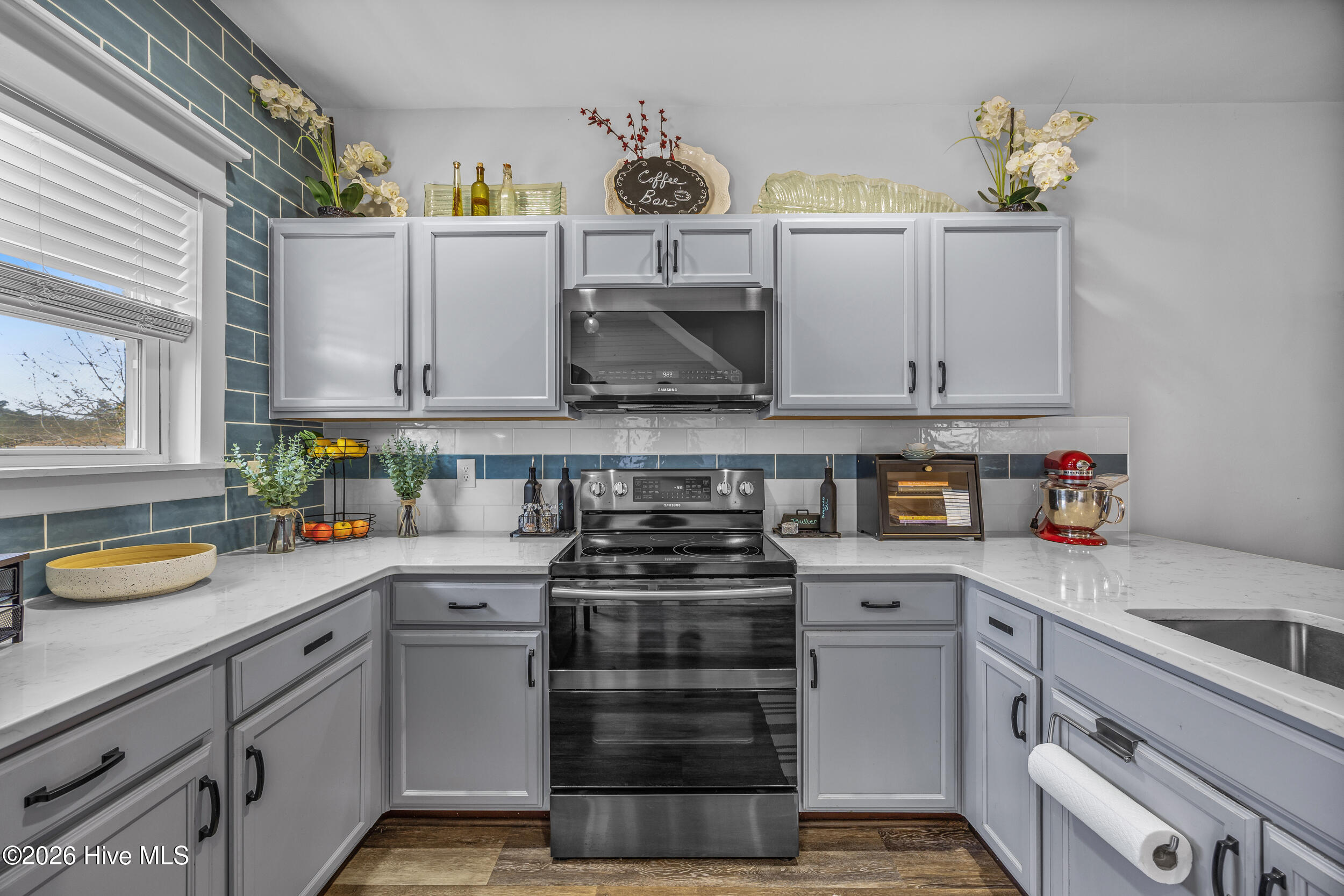 100559888 | Photo 10