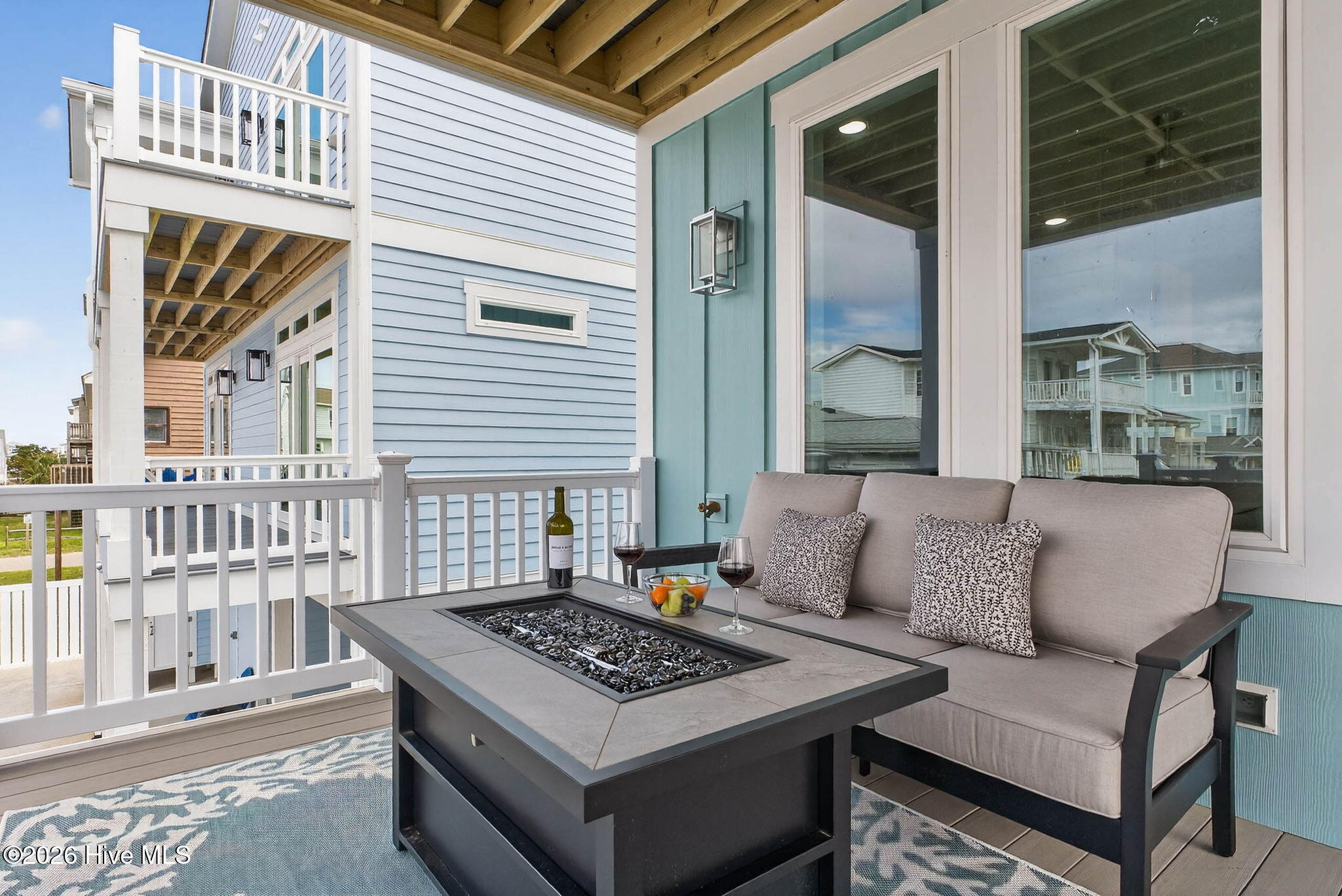 100543300 | Photo 19