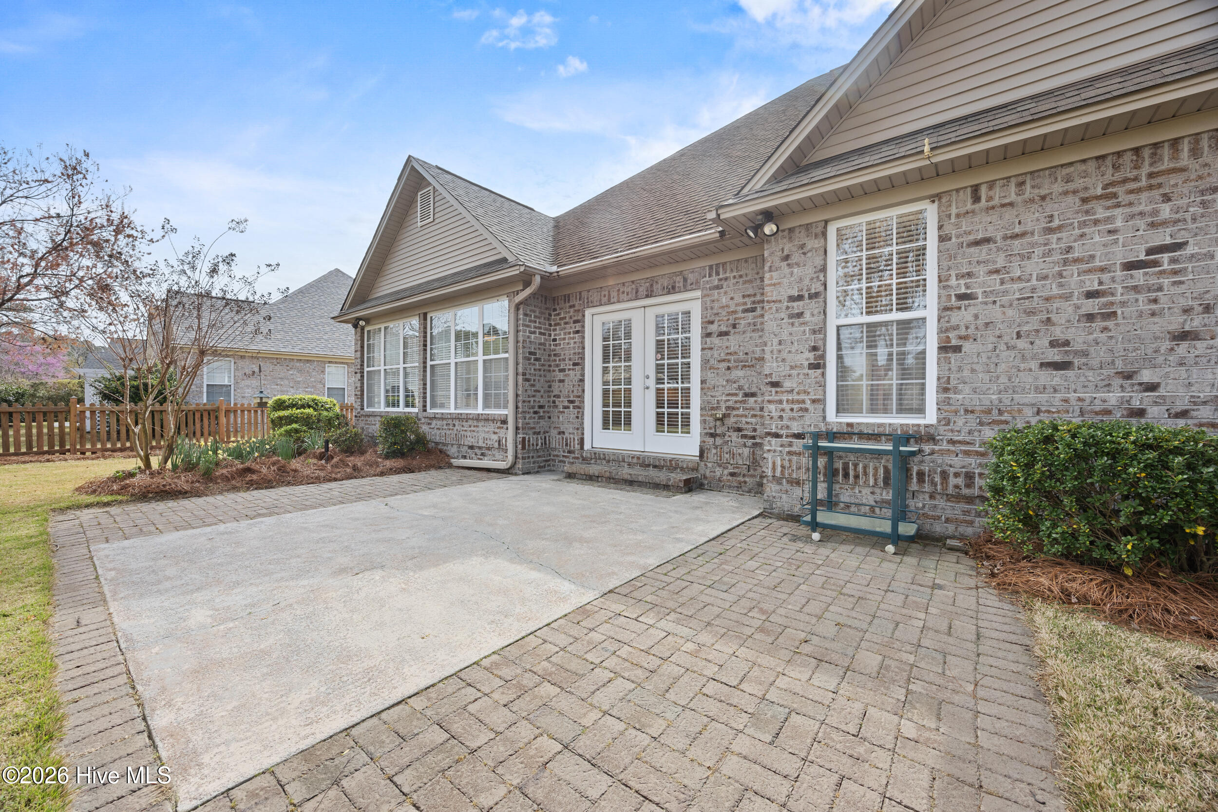 100564950 | Photo 38