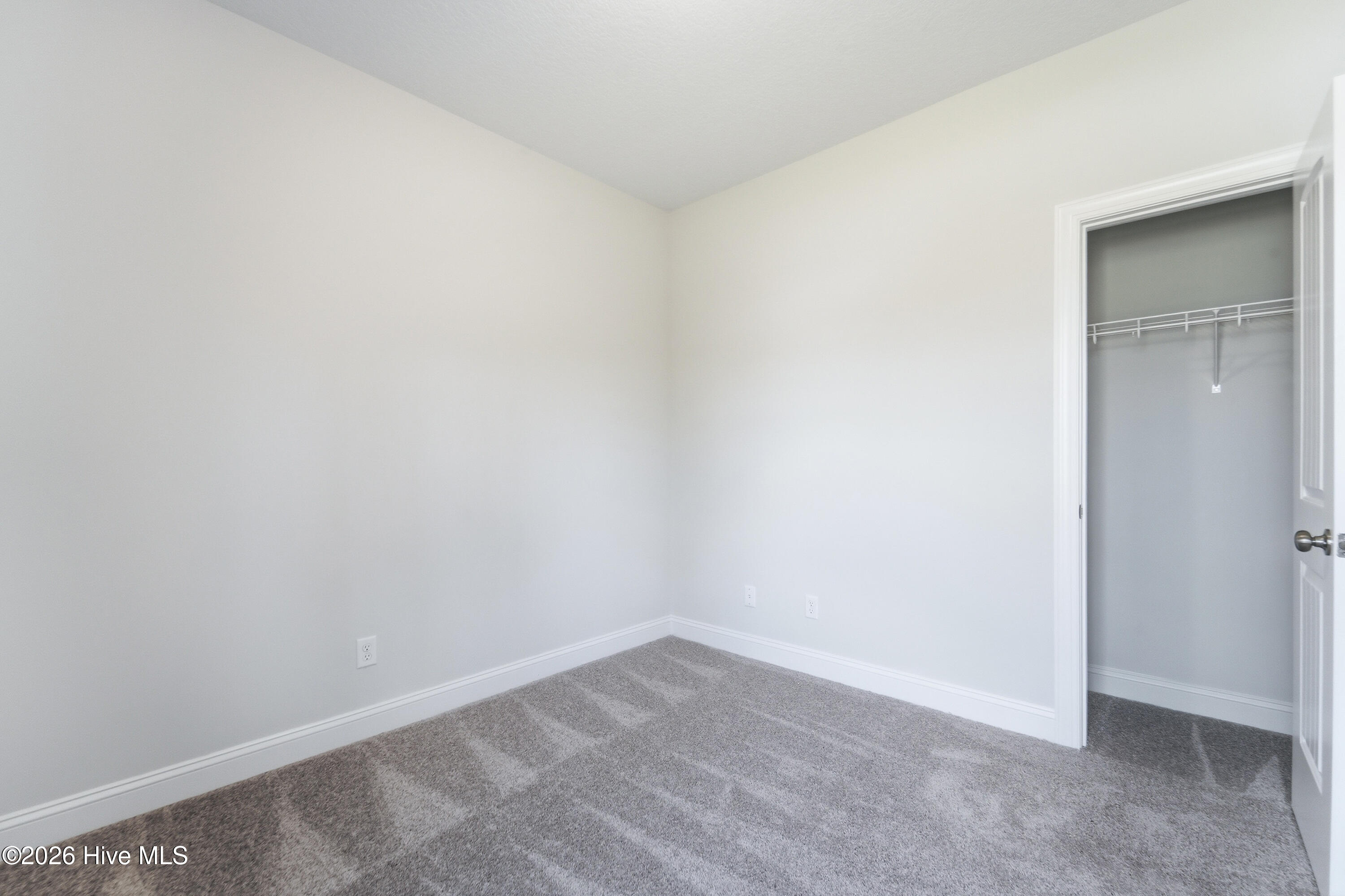 100526991 | Photo 28