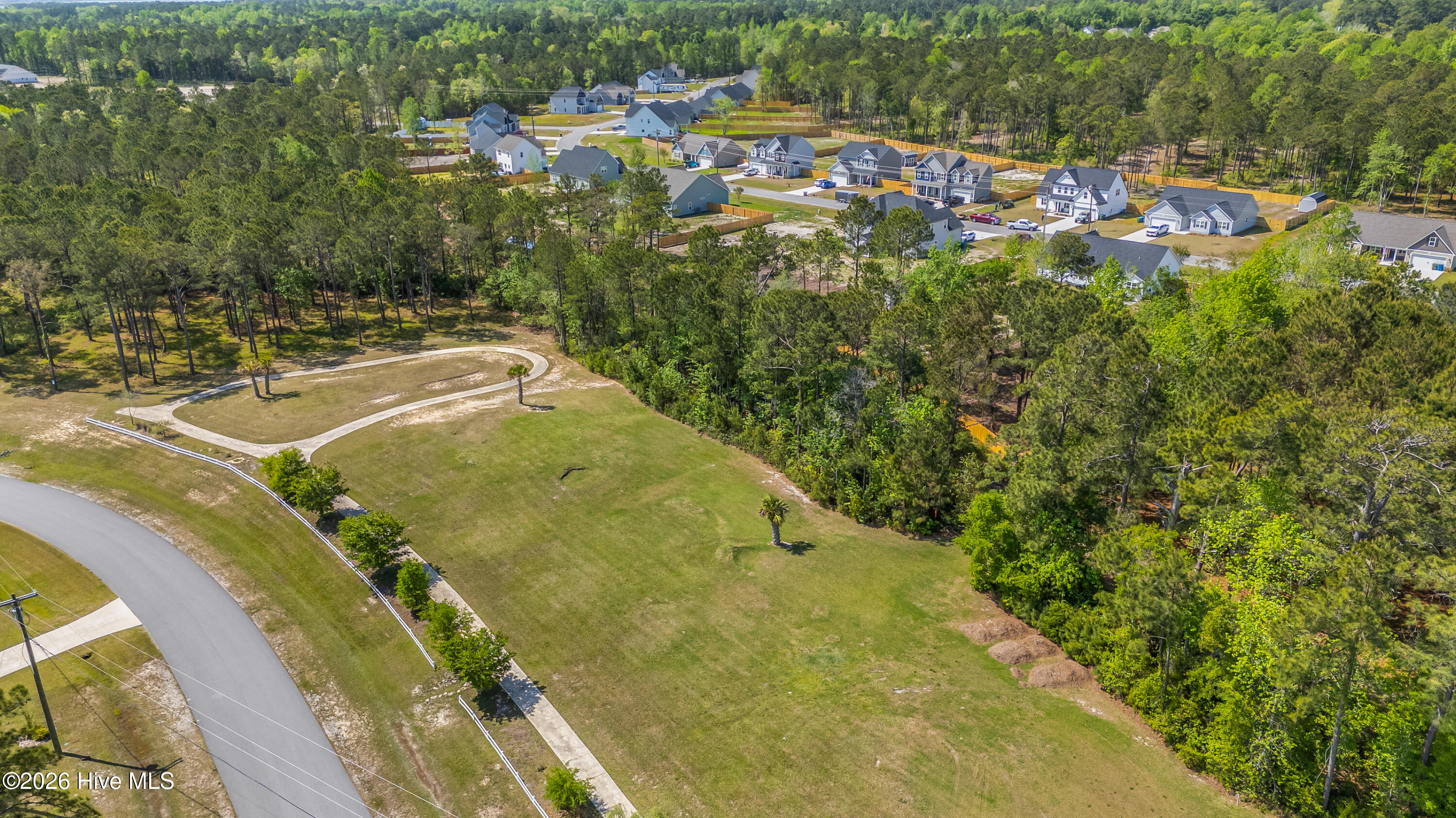 100569333 | Photo 22