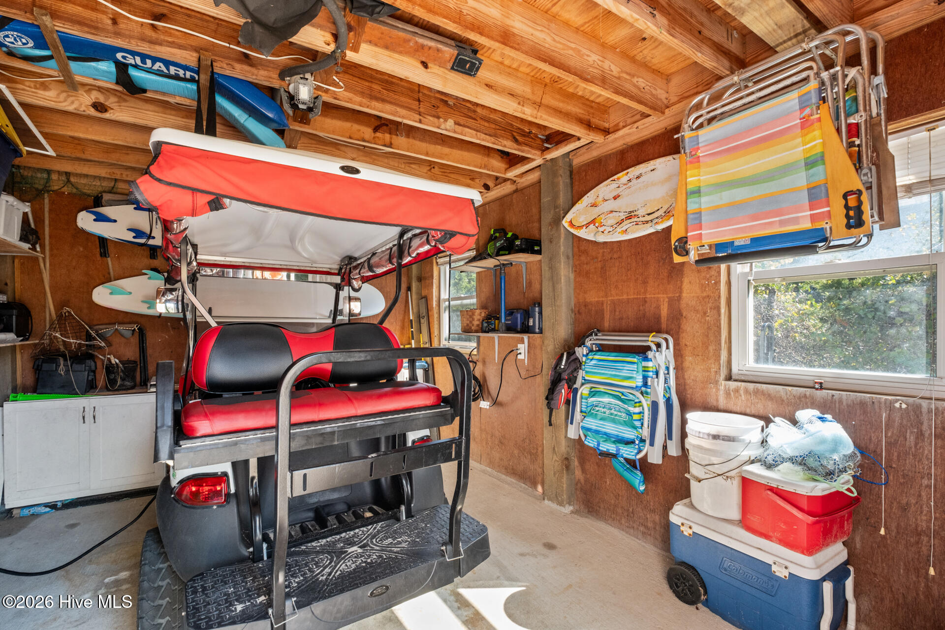 100556120 | Photo 11