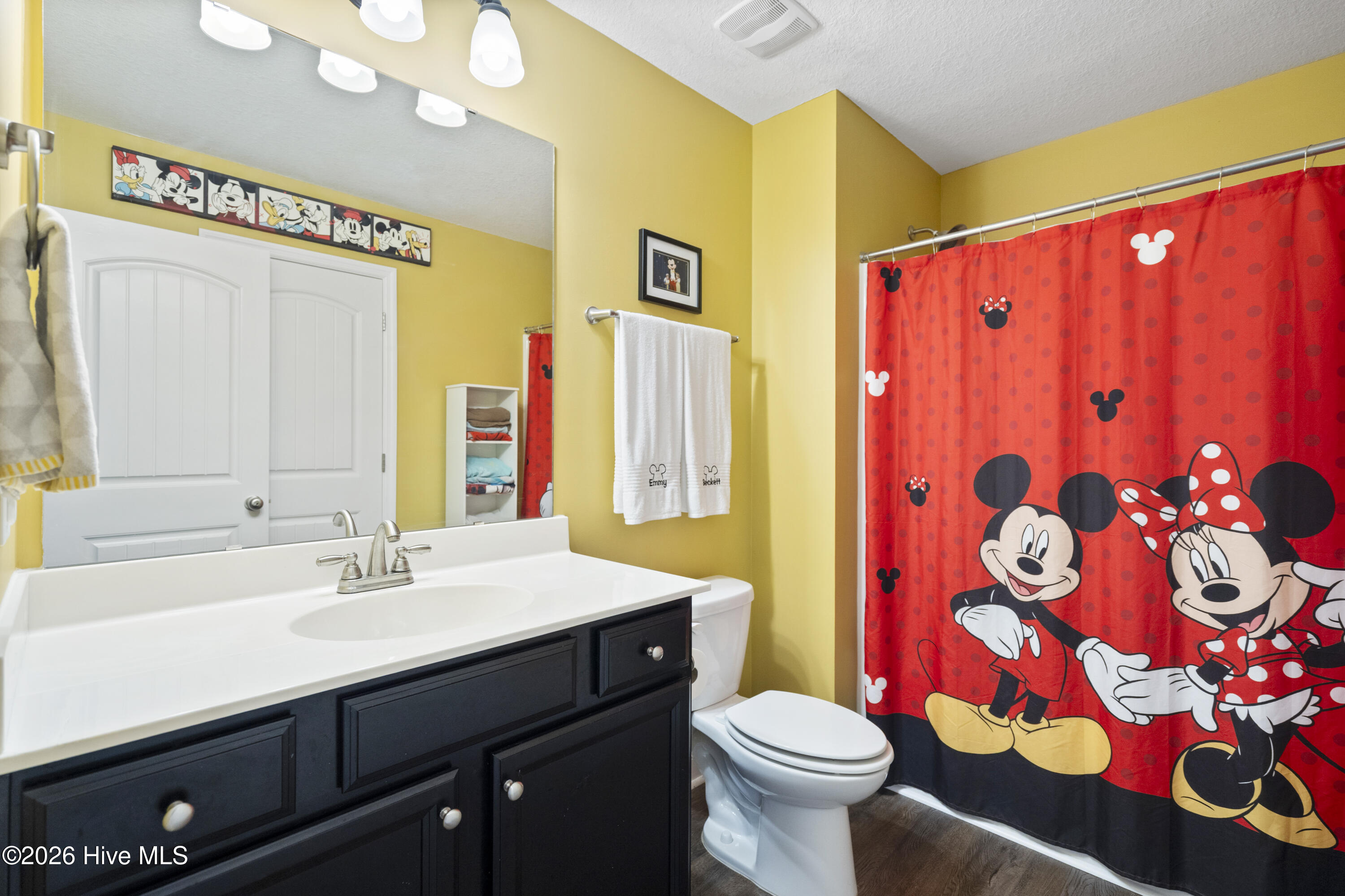 100564878 | Photo 42