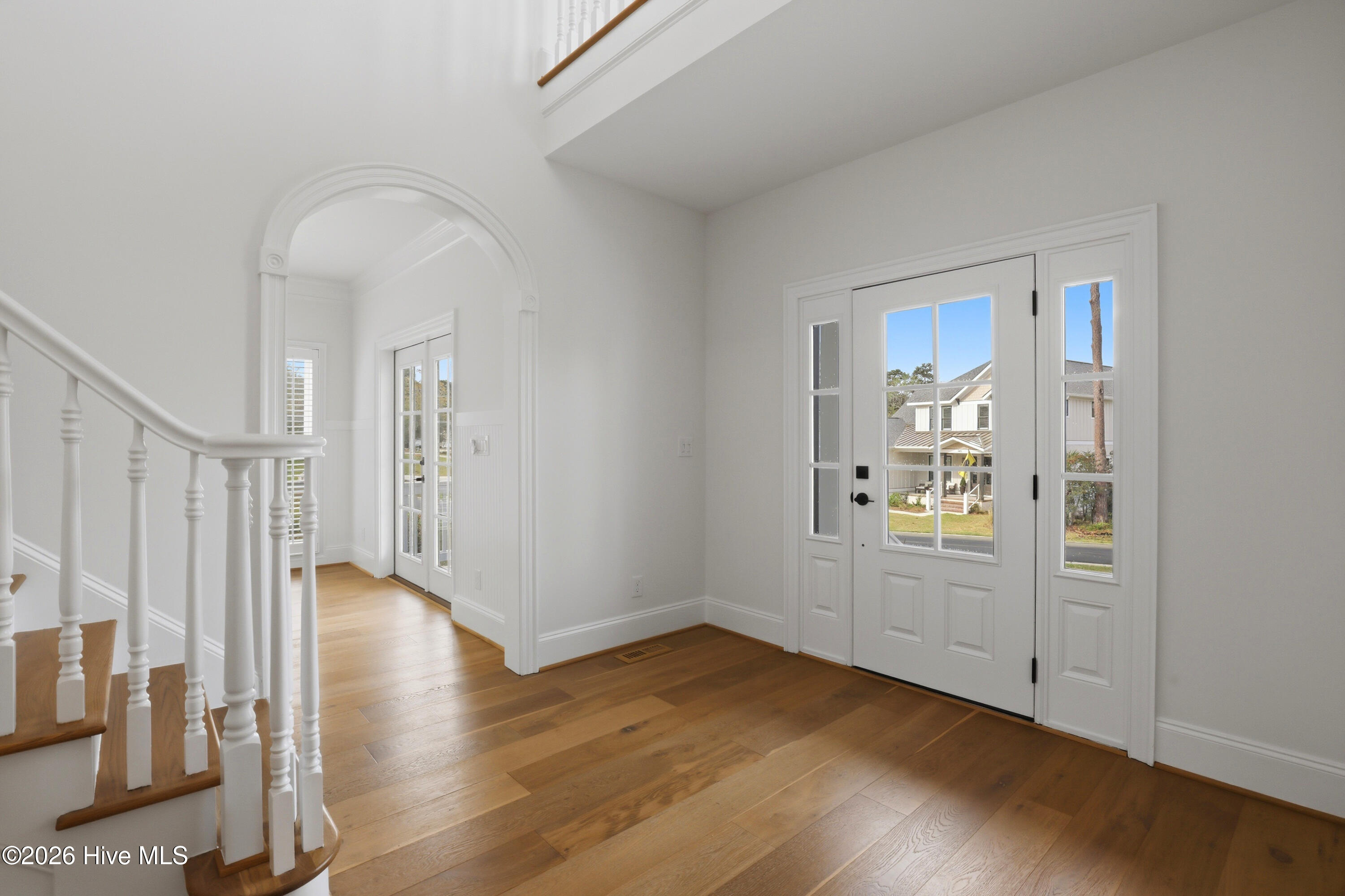 100562697 | Photo 12