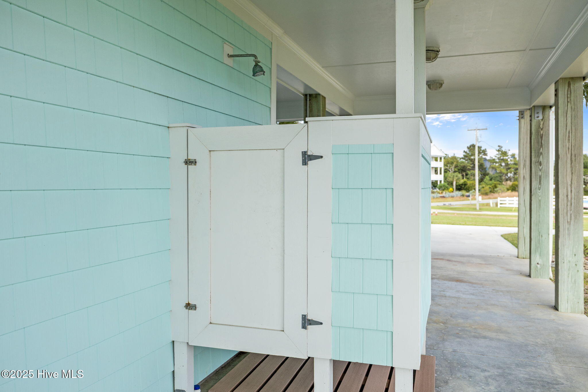 389 Live Oak Road, Newport, NC, 28570