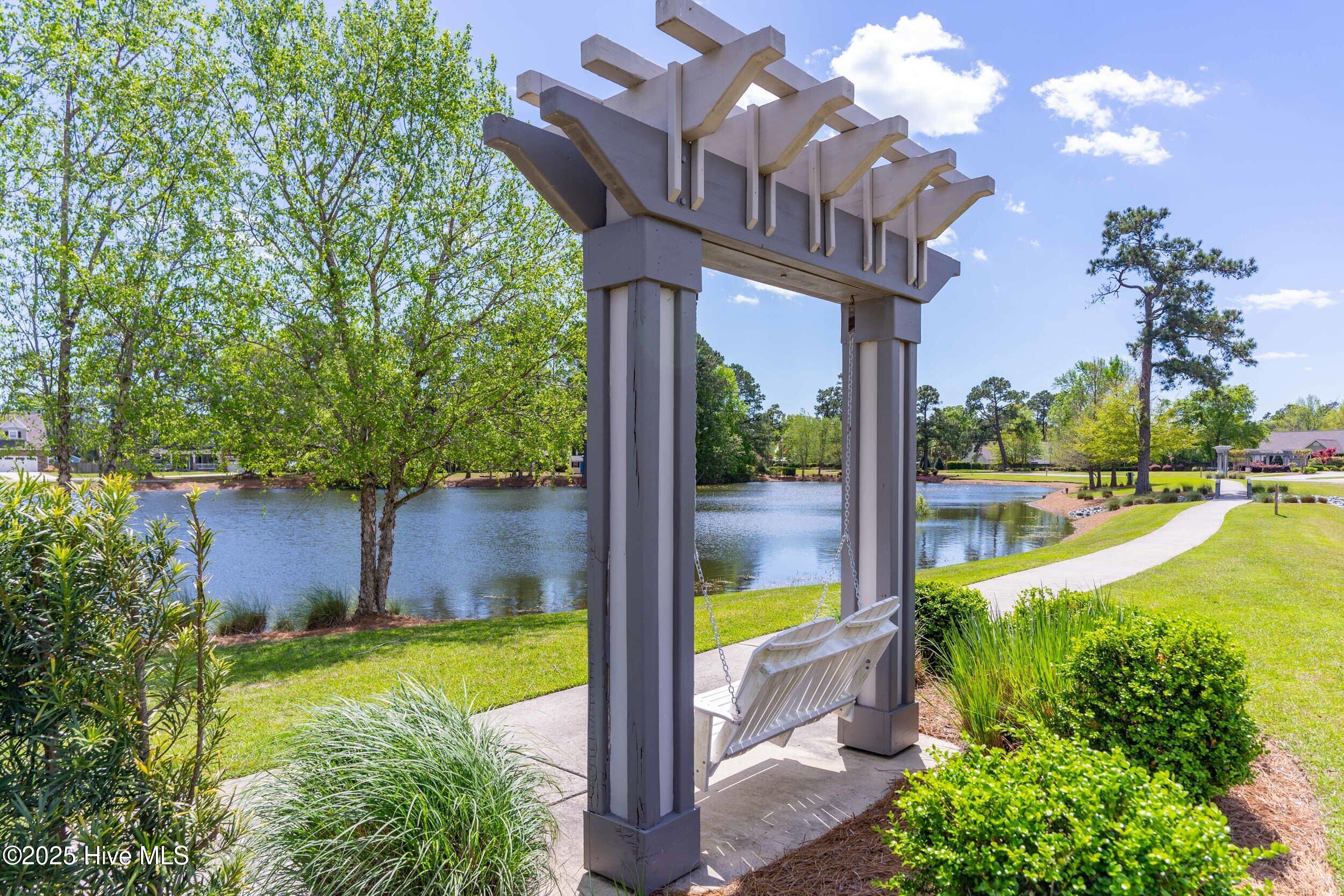 100520881 | Photo 44