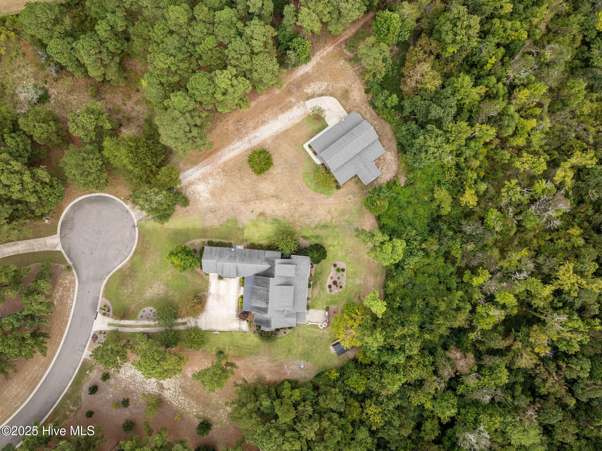 100532333 | Photo 13