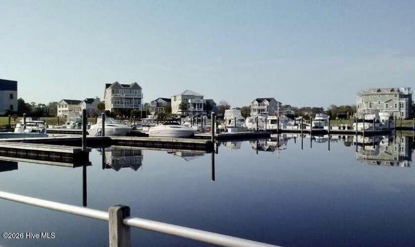 100557265 | Photo 27