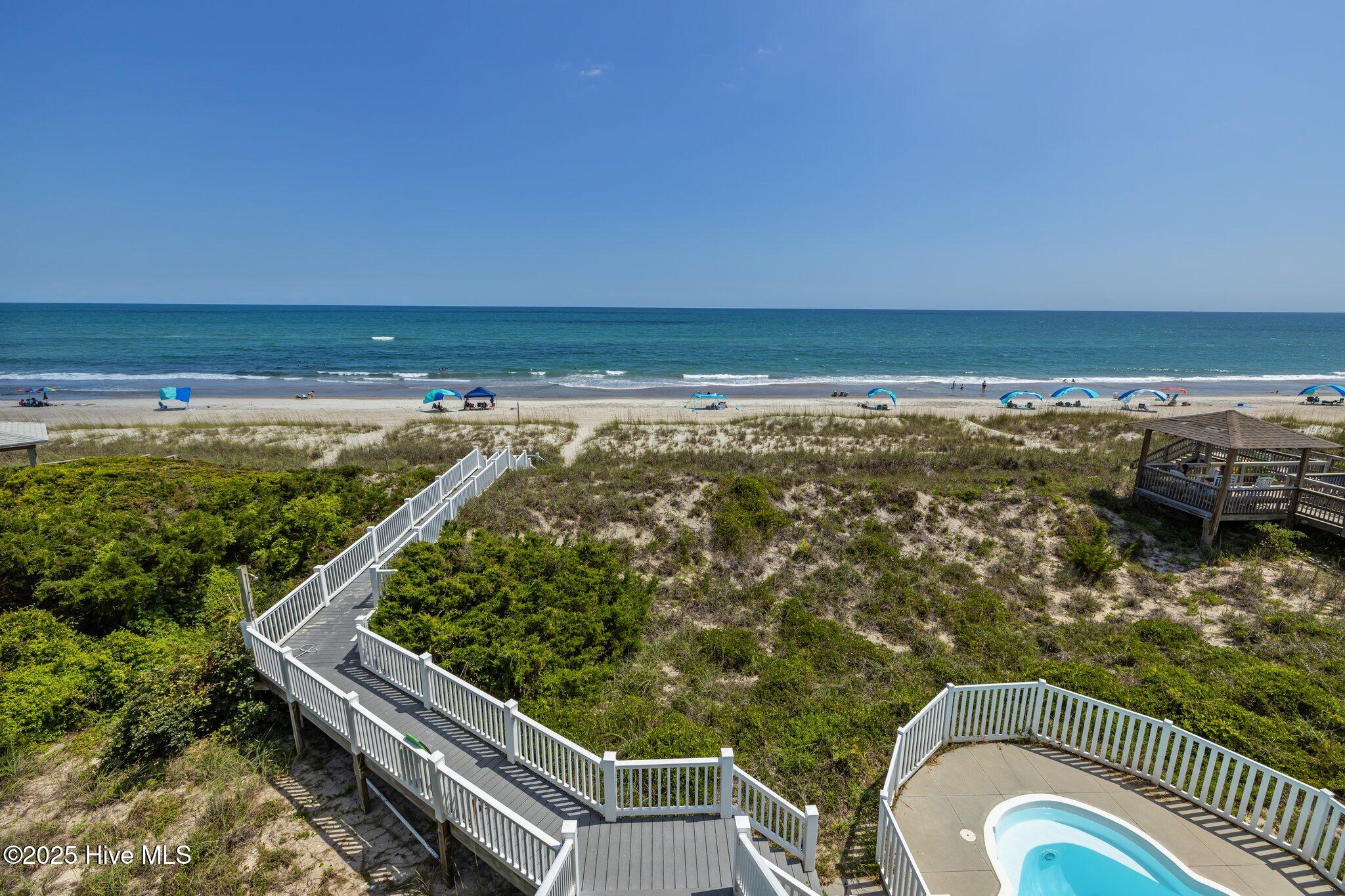 100515431 | Photo 53