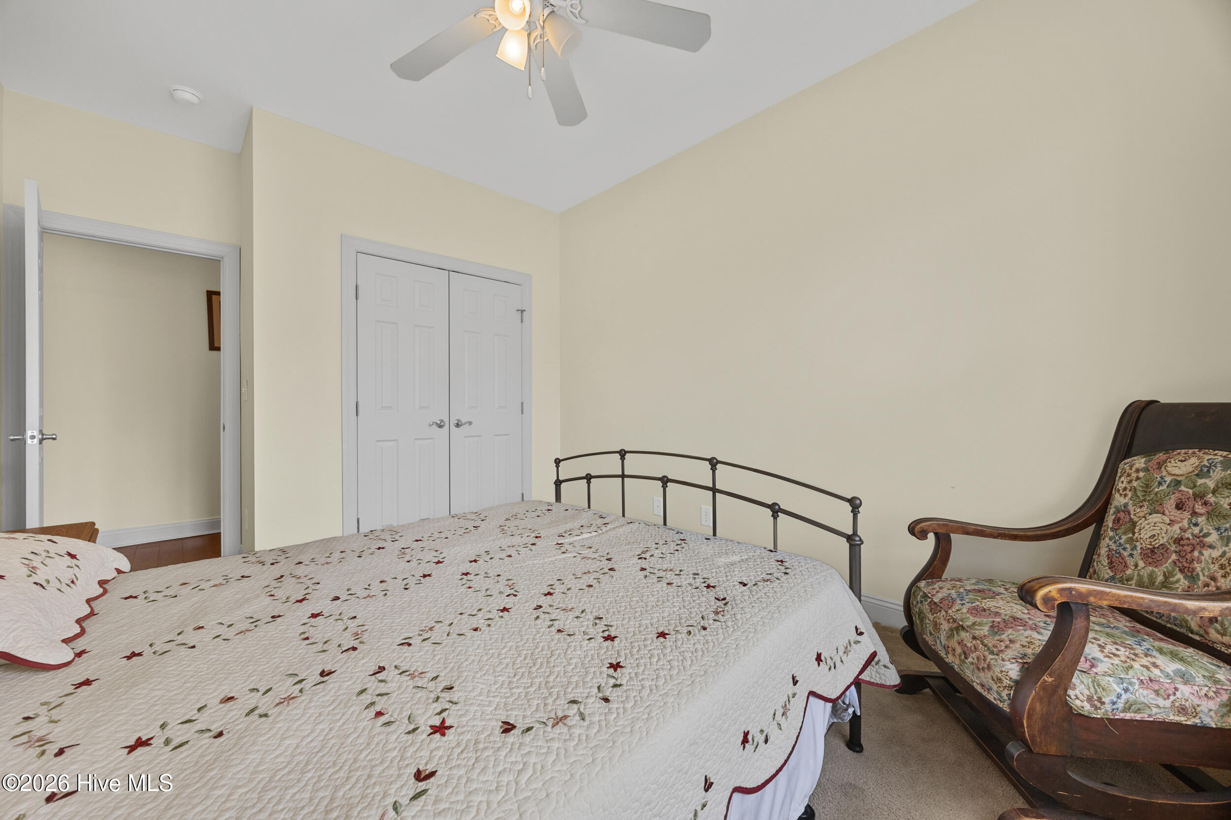 100564950 | Photo 22