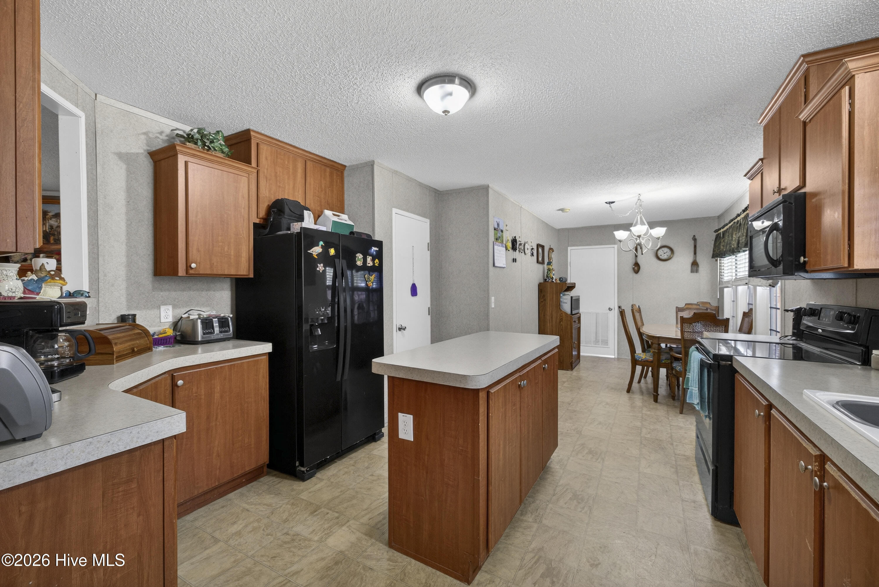 100564882 | Photo 12