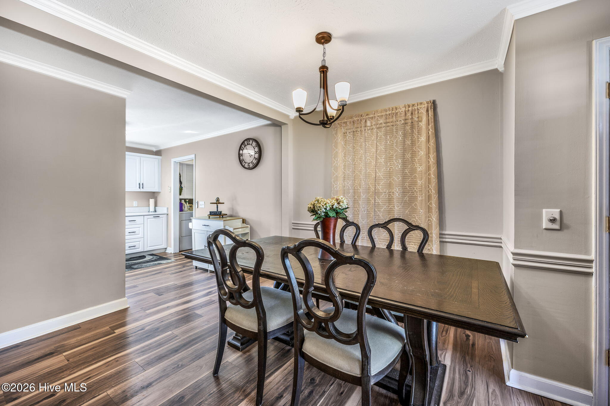 100564141 | Photo 11