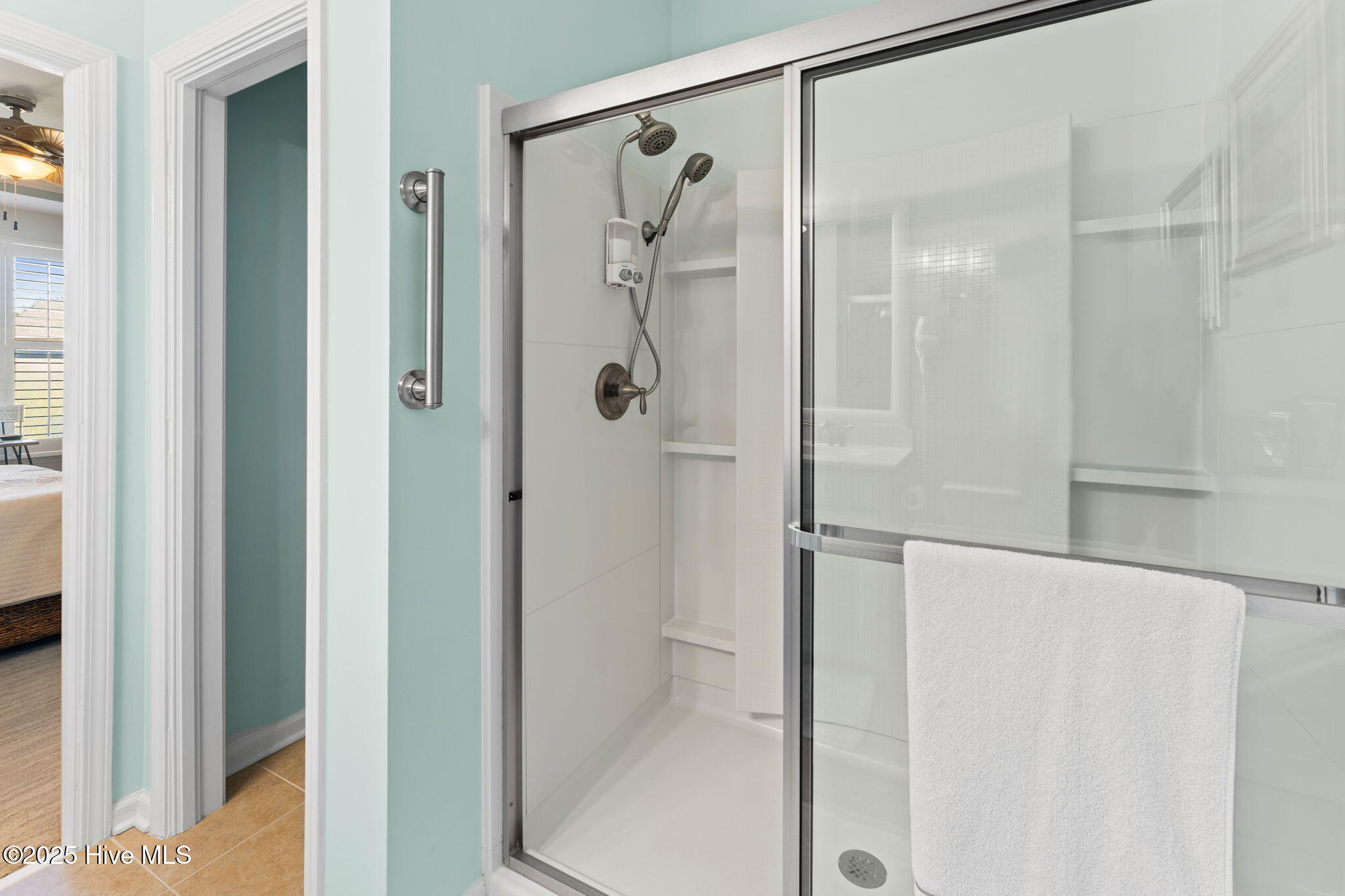 100538371 | Photo 29