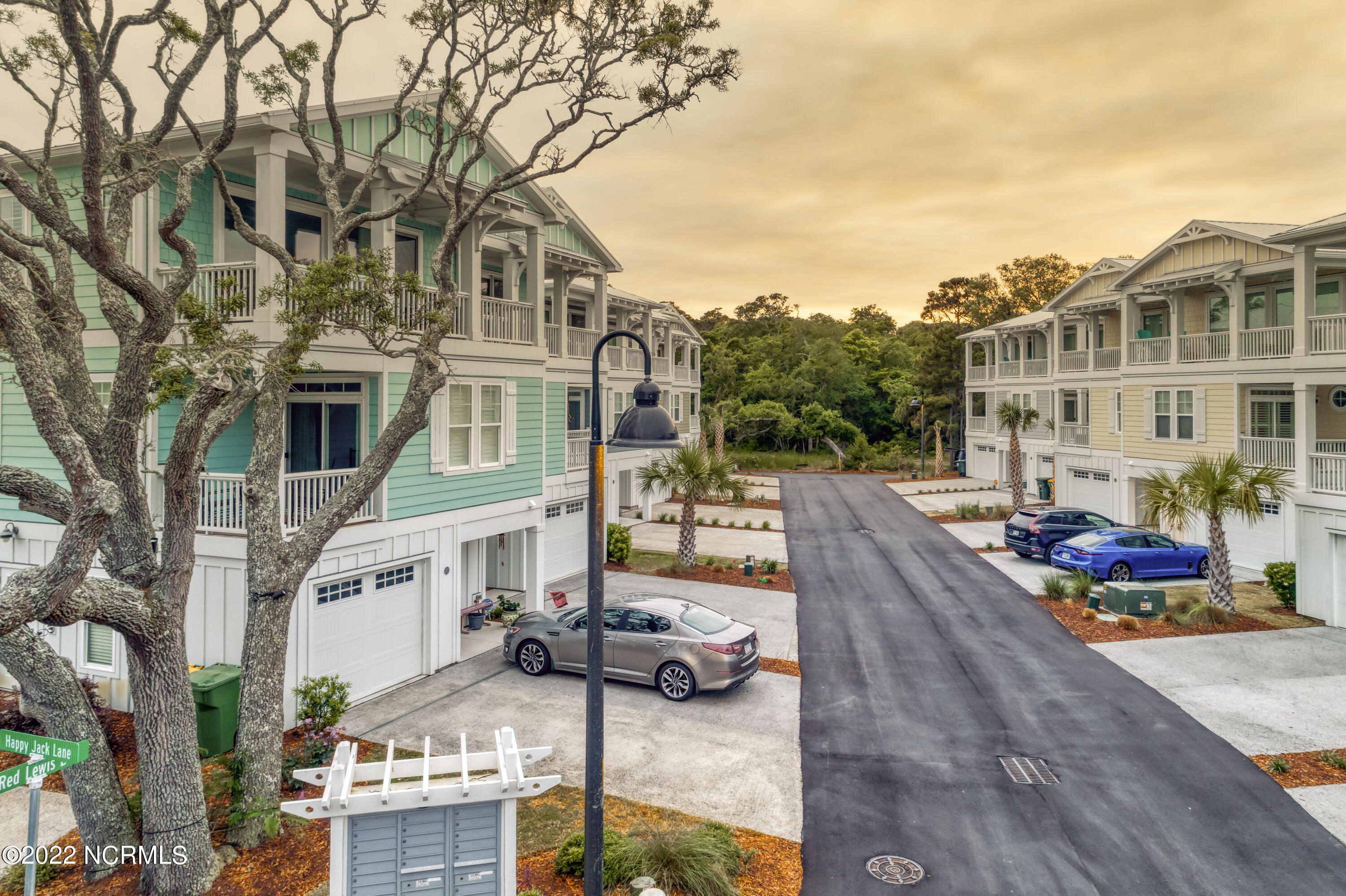 100555163 | Photo 14