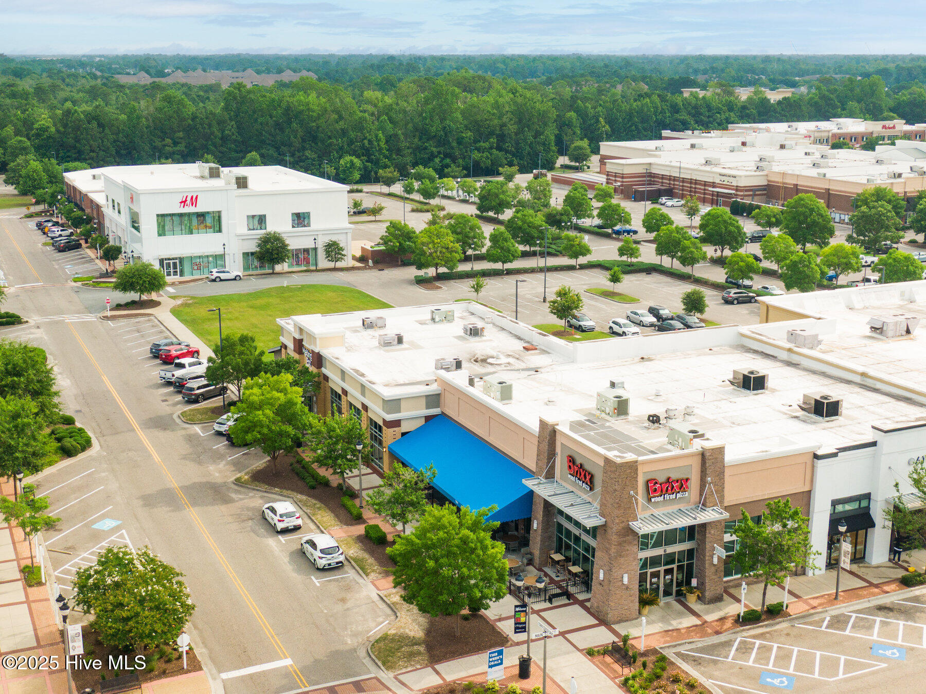 100518149 | Photo 49