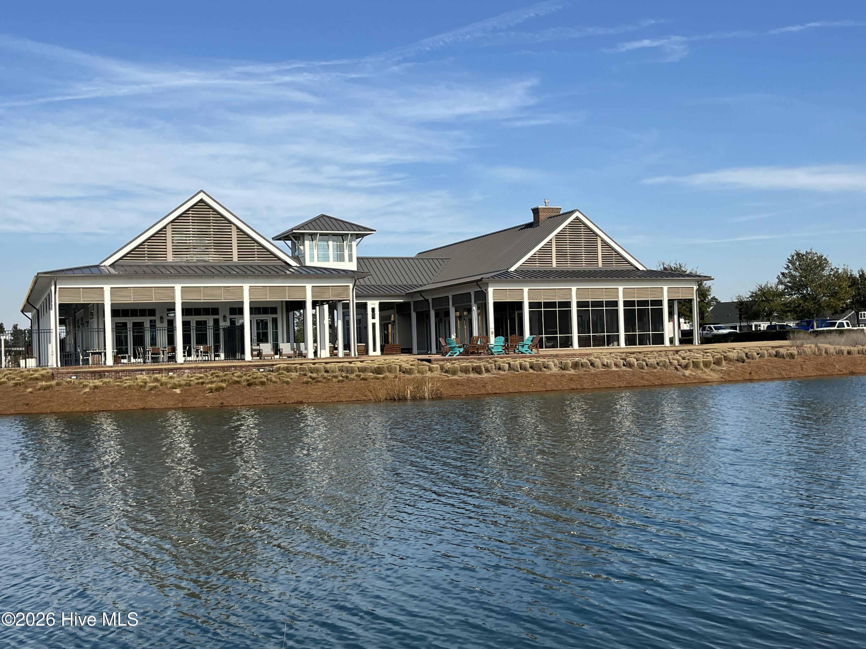 100554120 | Photo 59