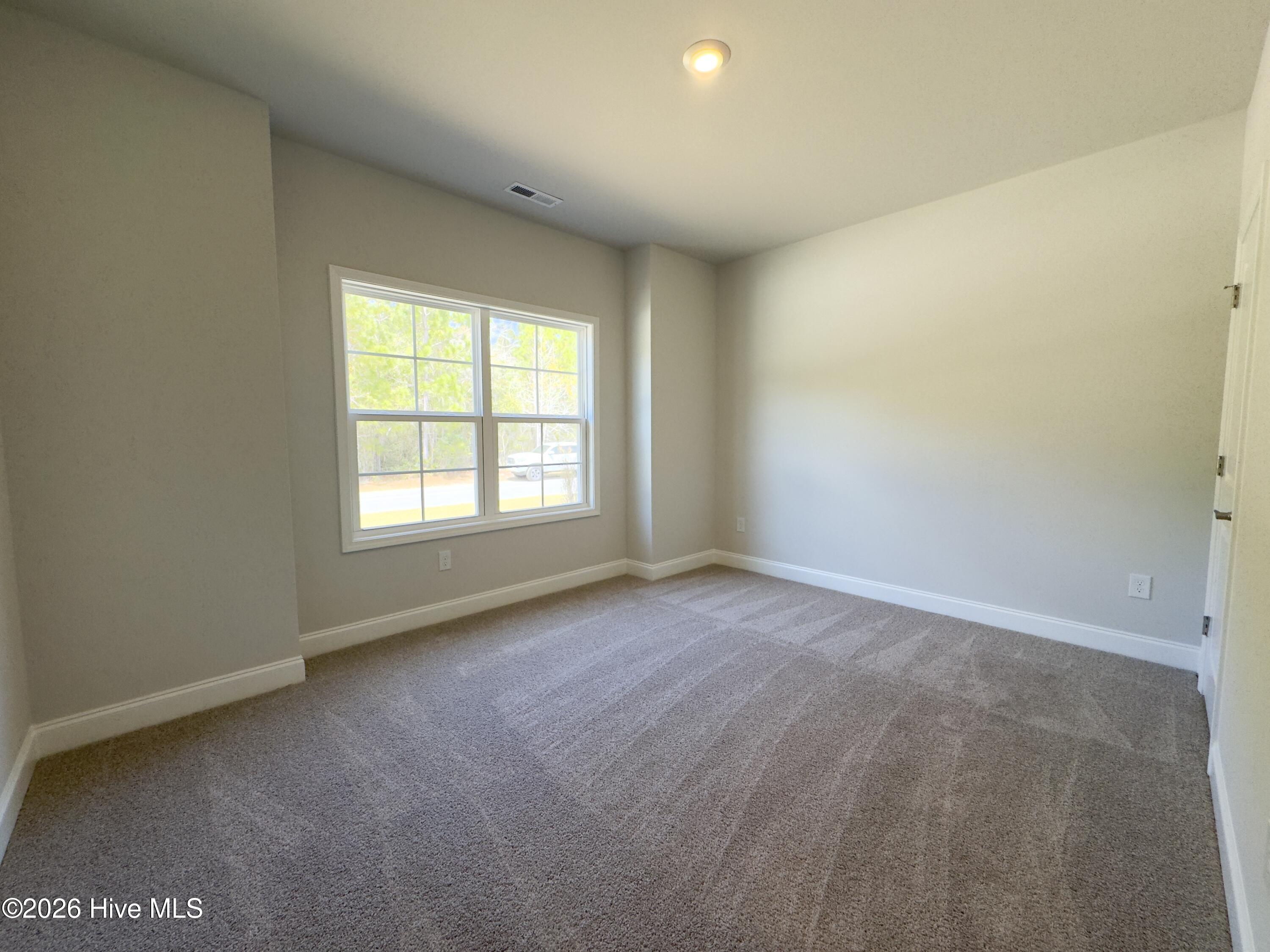 100563341 | Photo 20