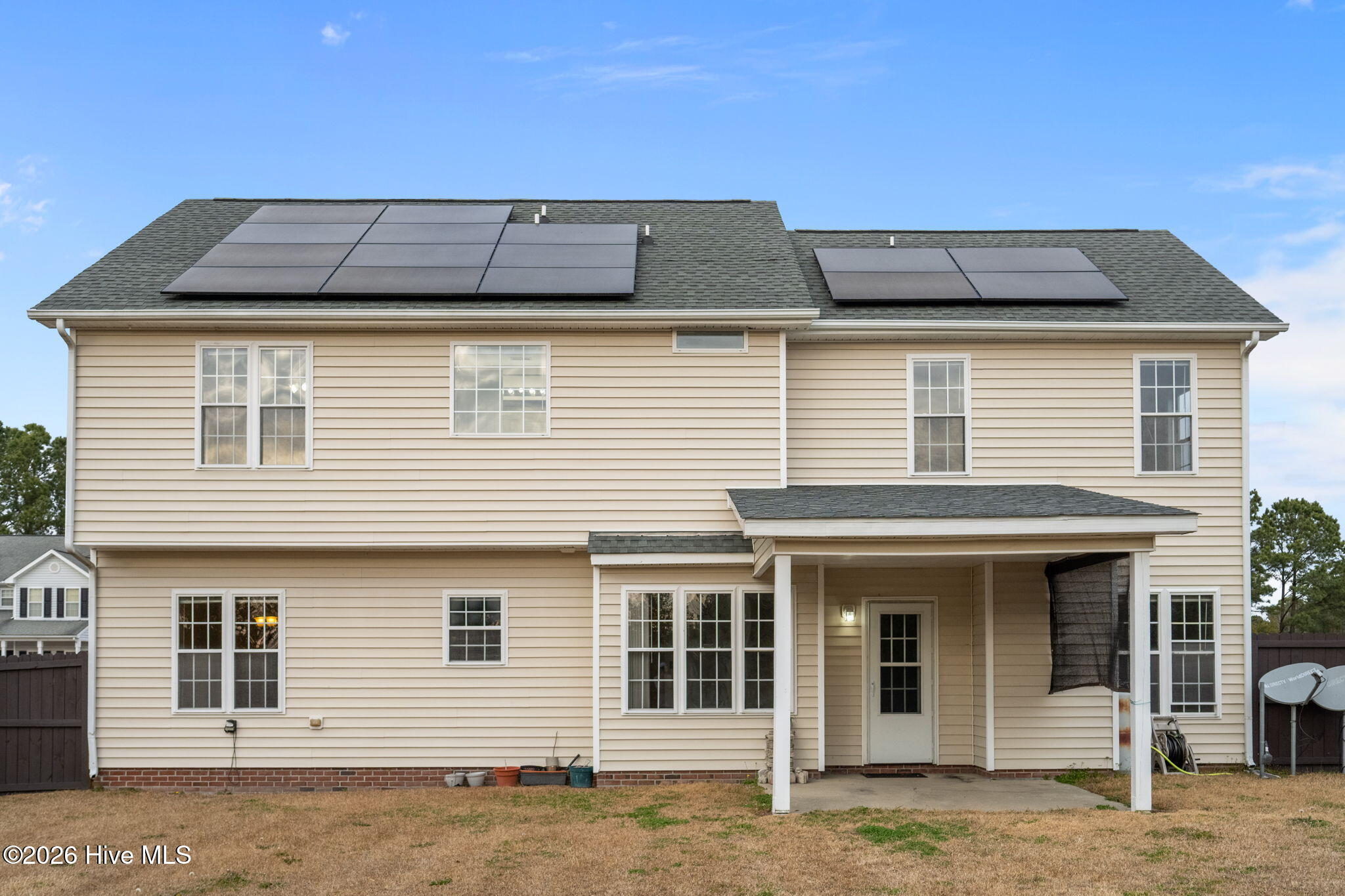 100548708 | Photo 37