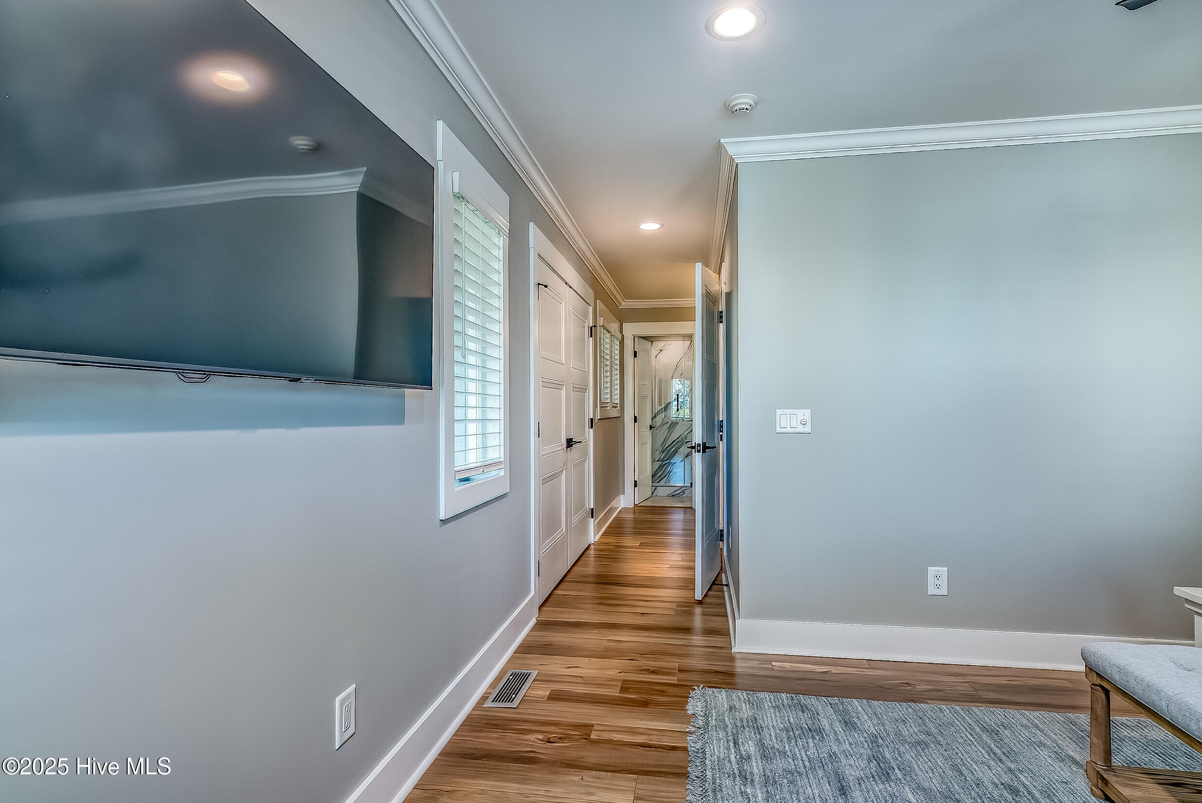 100543334 | Photo 20