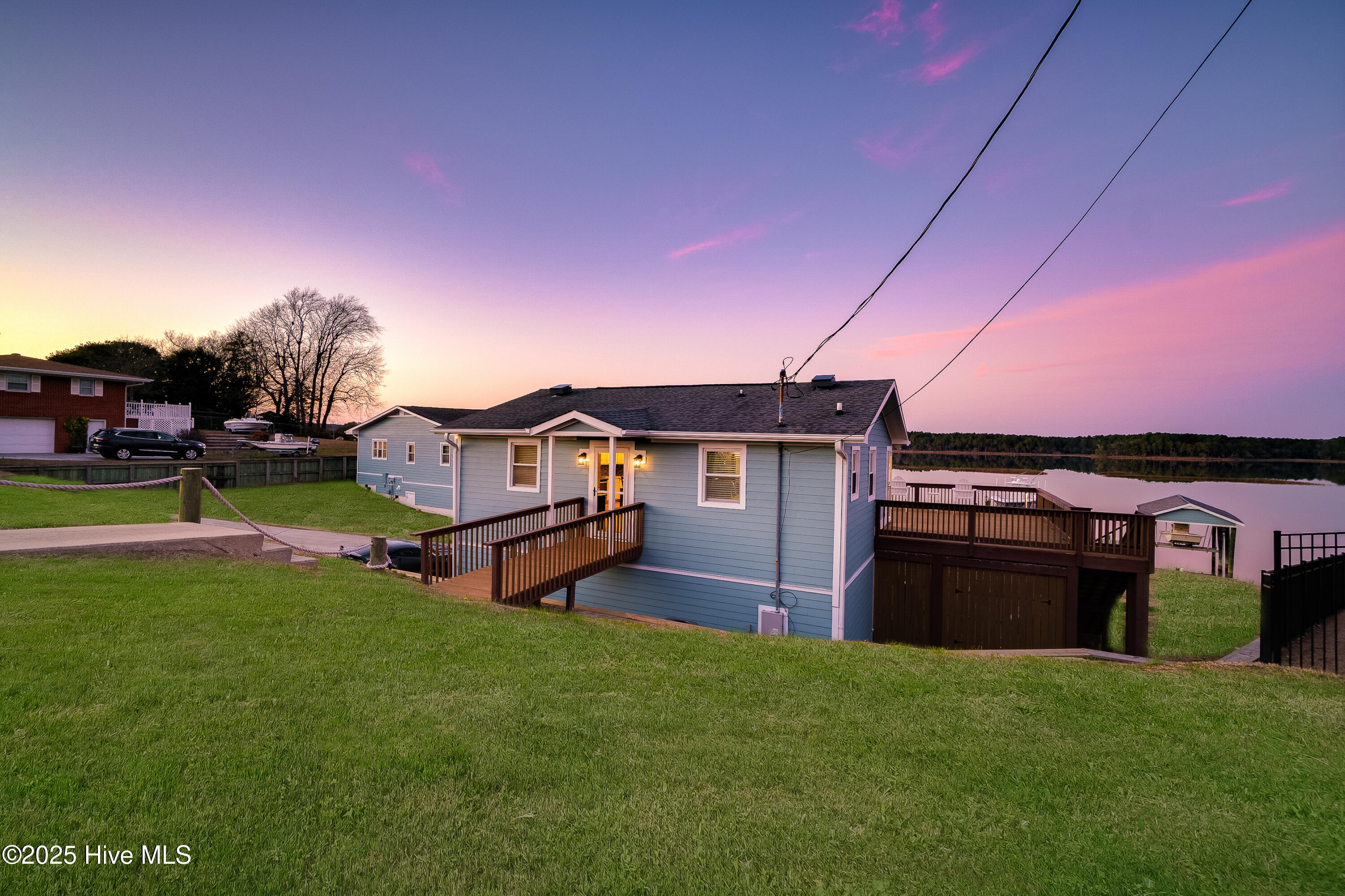 100491390 | Photo 54