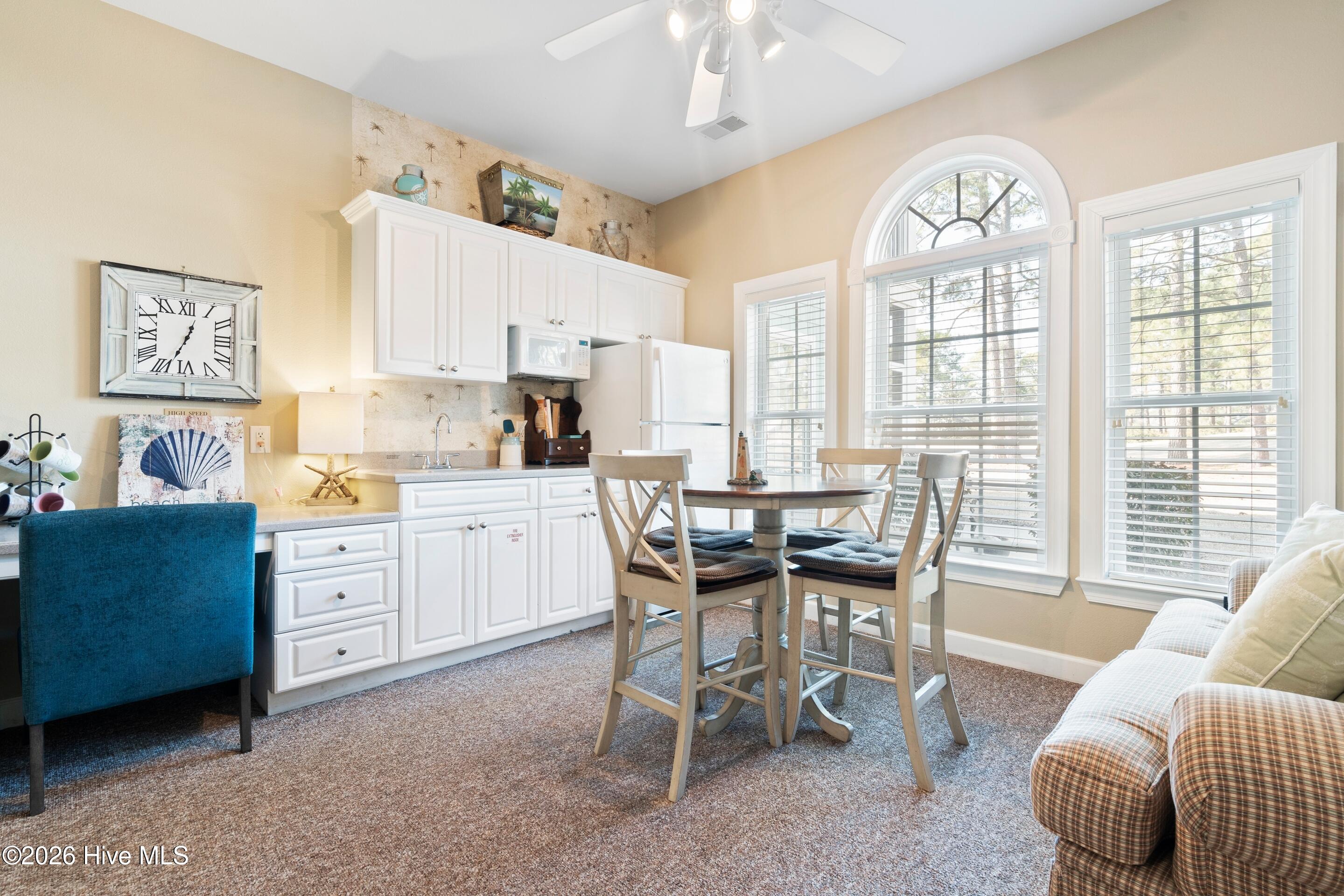 100548504 | Photo 28