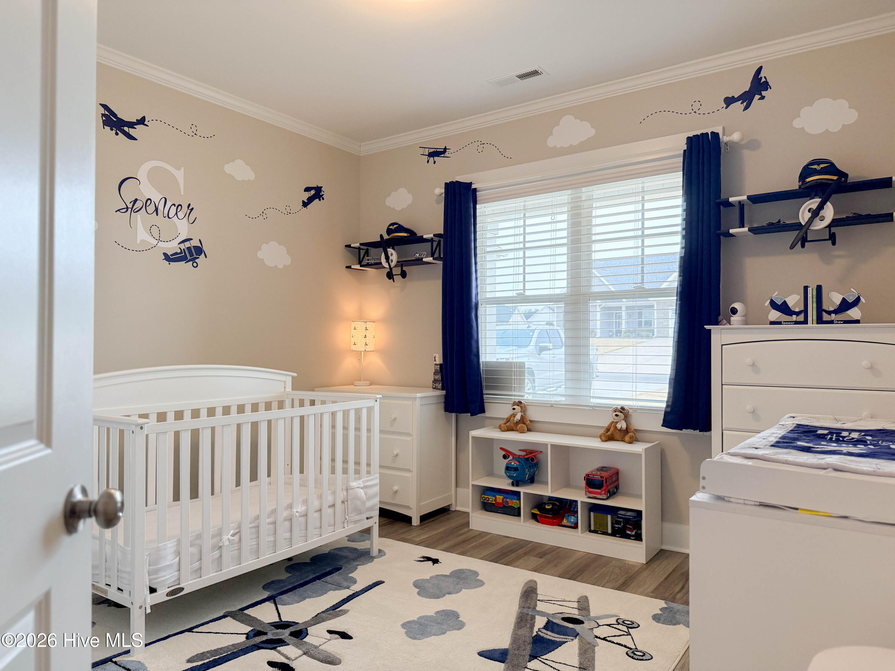 100560693 | Photo 28