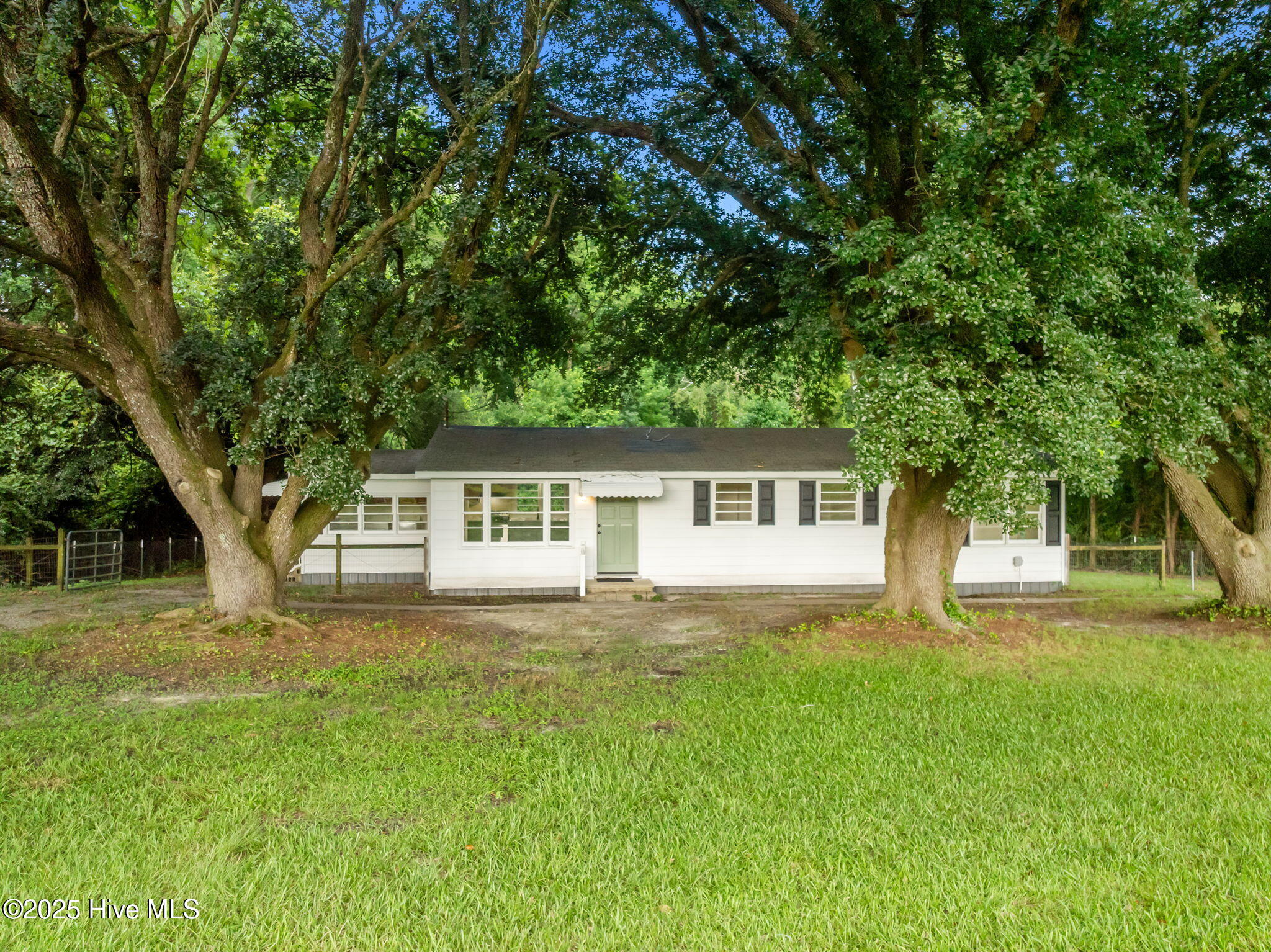 Homes for sale in Albertson, NC | 254 Woodland Church Rd, Albertson, NC 28508 | MLS# 100519360