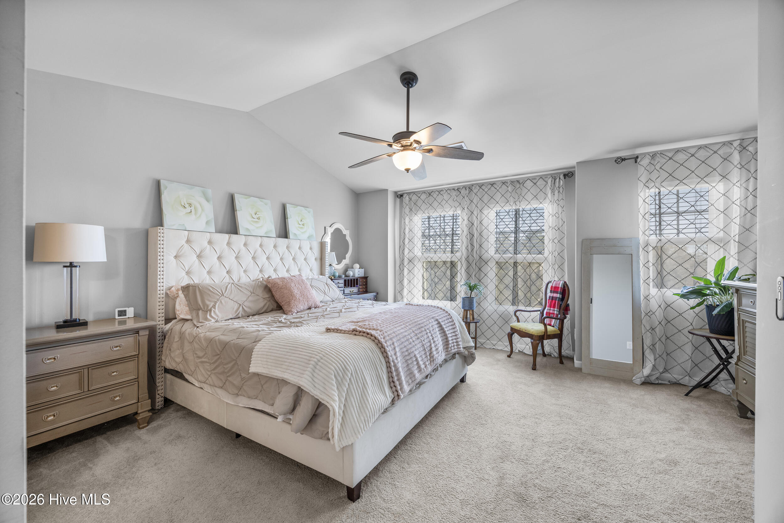 100559888 | Photo 27